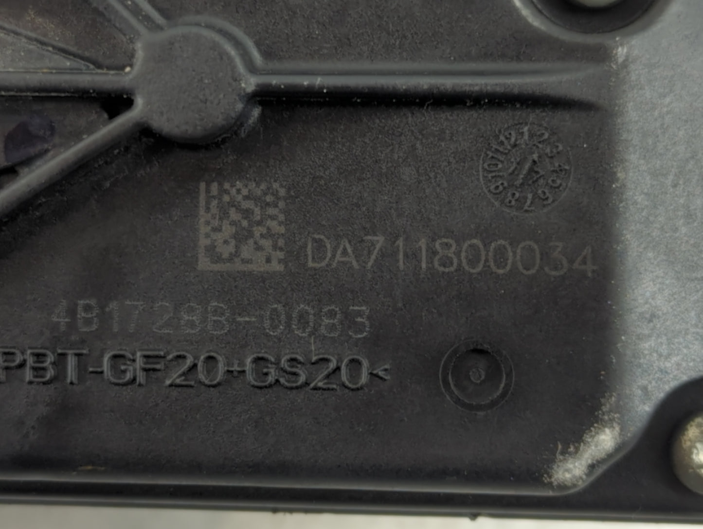 2011-2018 Lincoln Mkx Throttle Body P/N:4B1728B-0083 Fits Fits 2011 2012 2013 2014 2015 2016 2017 2018 2019 OEM Used Auto Pa