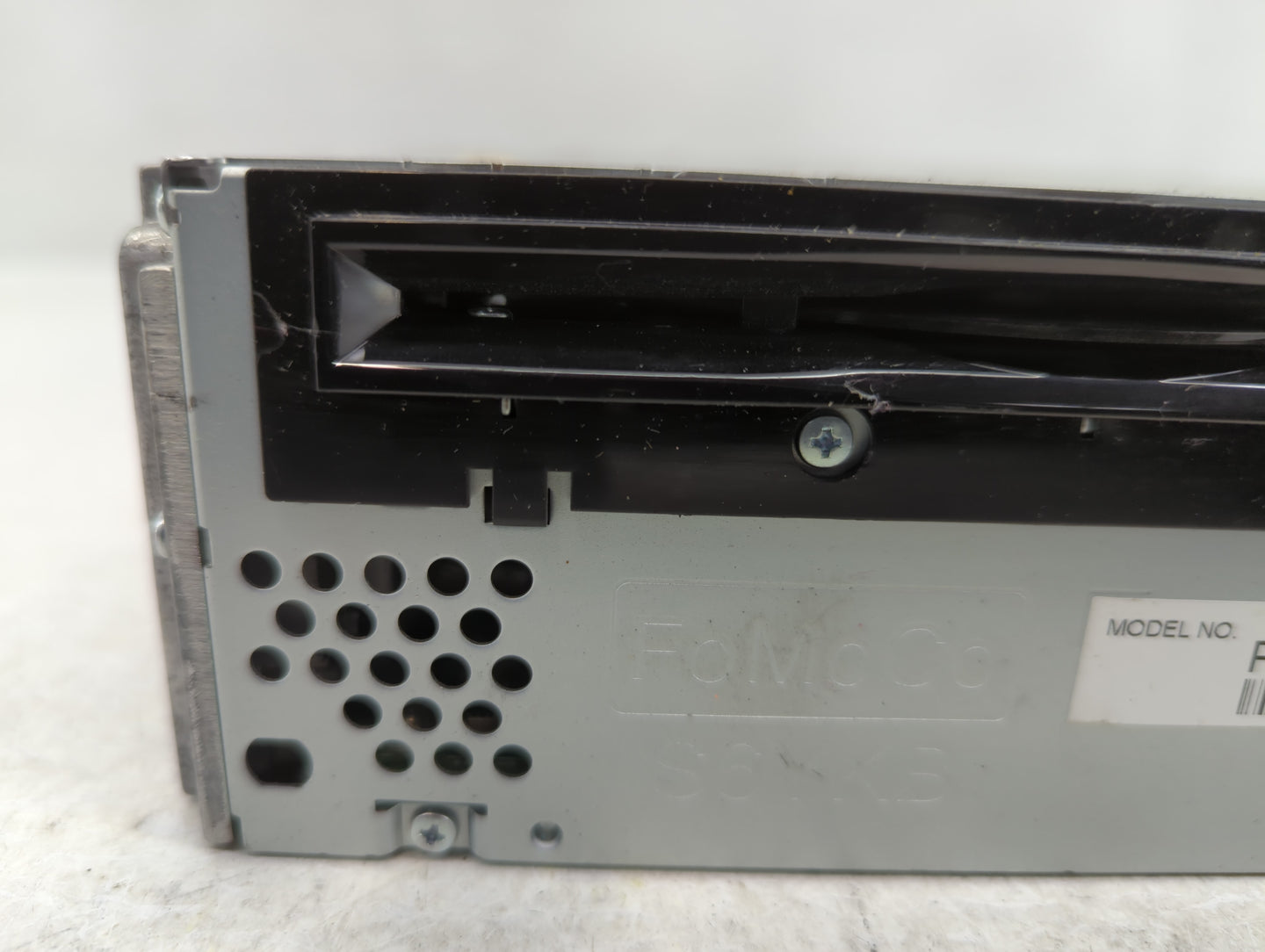 2013 Lincoln Mkx Radio AM FM Cd Player Receiver Replacement P/N:DT4T-19C107-CB Fits OEM Used Auto Parts - Oemusedautoparts1.