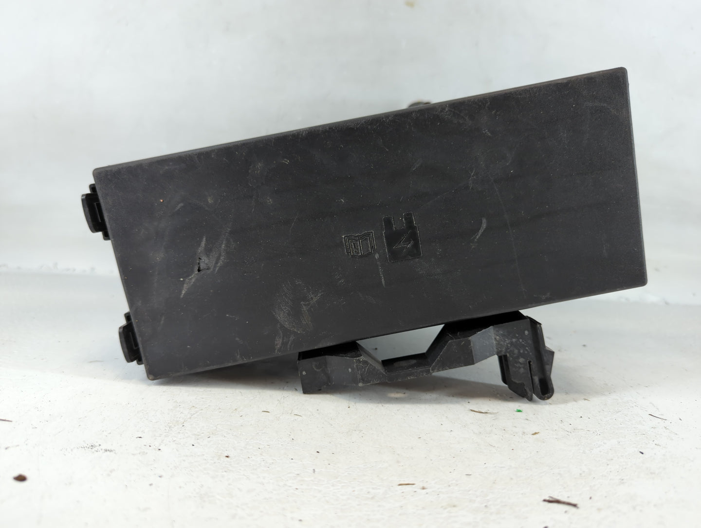 2012-2015 Lincoln Mkx Fusebox Fuse Box Panel Relay Module P/N:CA1T-14290-GF Fits Fits 2012 2013 2014 2015 OEM Used Auto Part