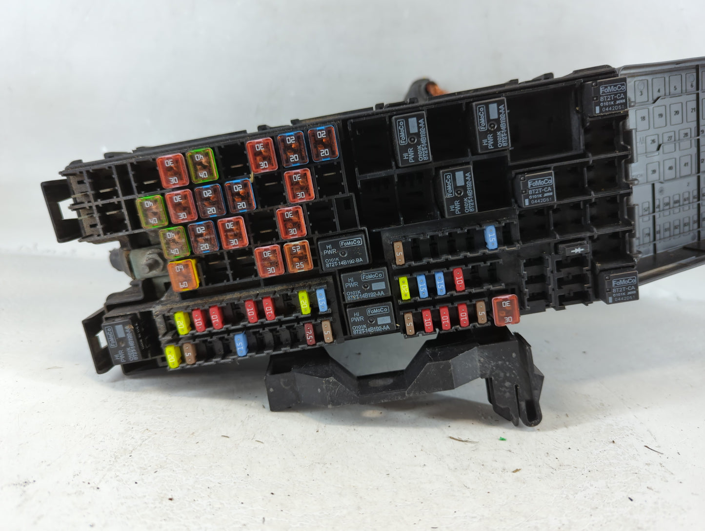 2012-2015 Lincoln Mkx Fusebox Fuse Box Panel Relay Module P/N:CA1T-14290-GF Fits Fits 2012 2013 2014 2015 OEM Used Auto Part