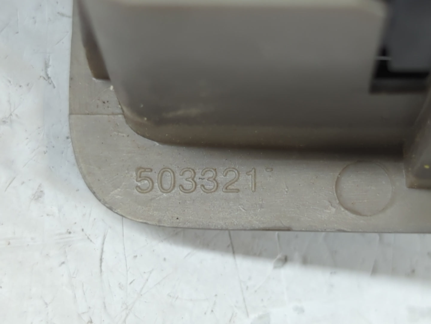2013 Lincoln Mkx Master Power Window Switch Replacement Driver Side Left Fits OEM Used Auto Parts - Oemusedautoparts1.com