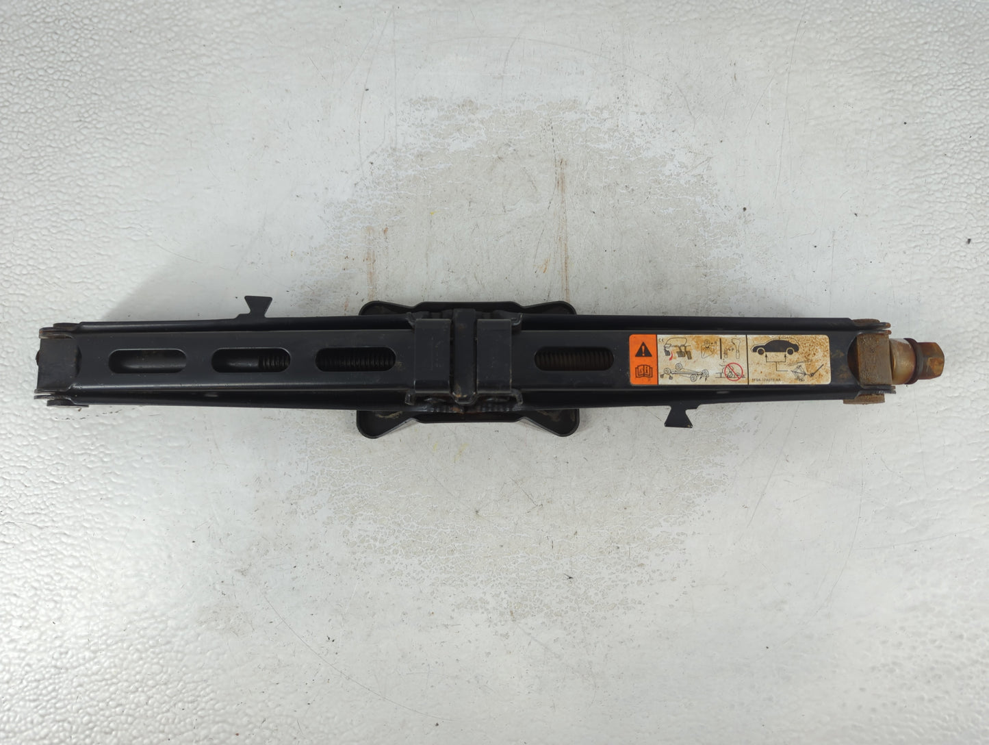 2013 Lincoln Mkx Spare Scissor Car Jack - Oemusedautoparts1.com
