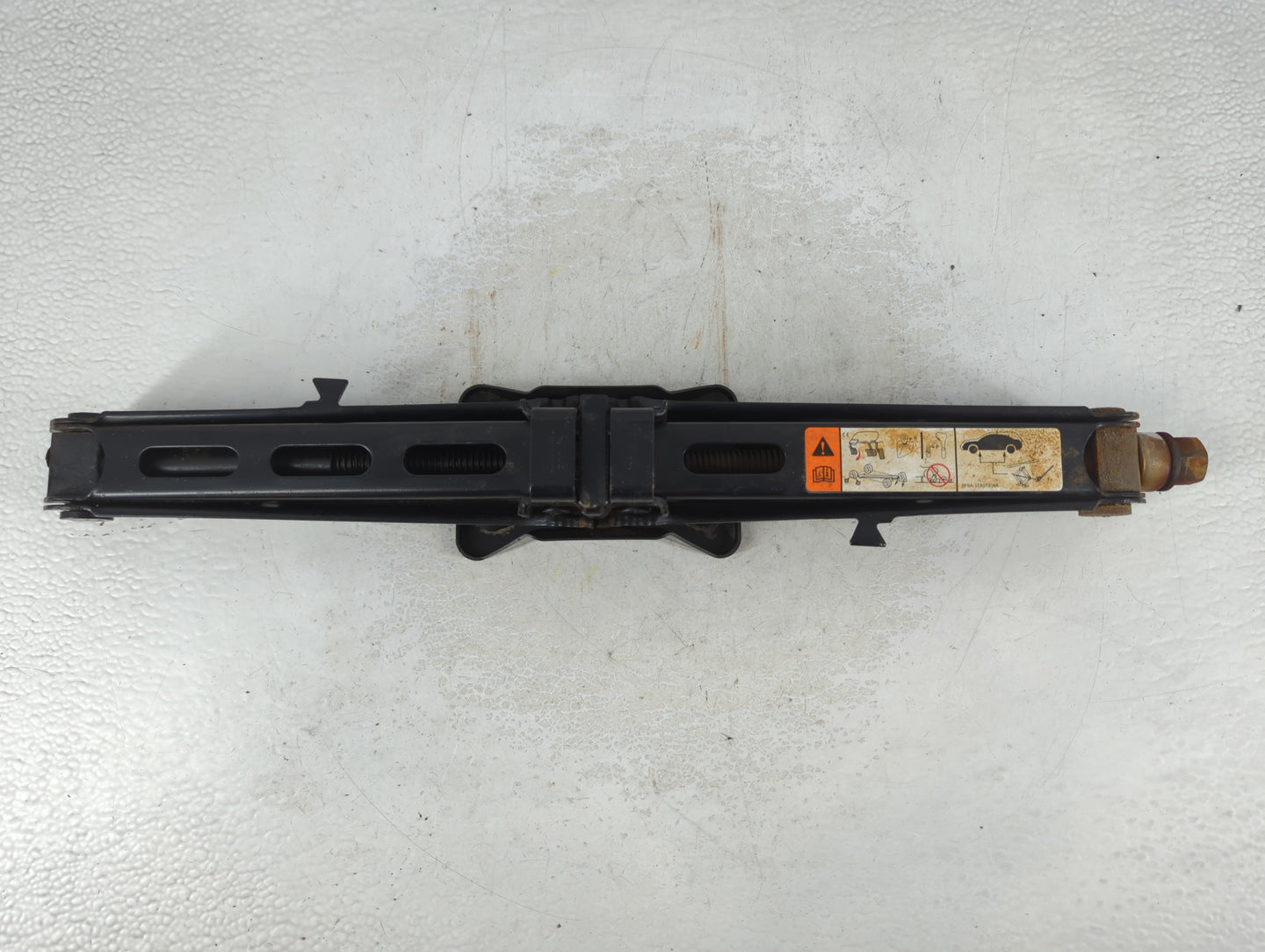 2013 Lincoln Mkx Spare Scissor Car Jack 914493 - Oemusedautoparts1.com
