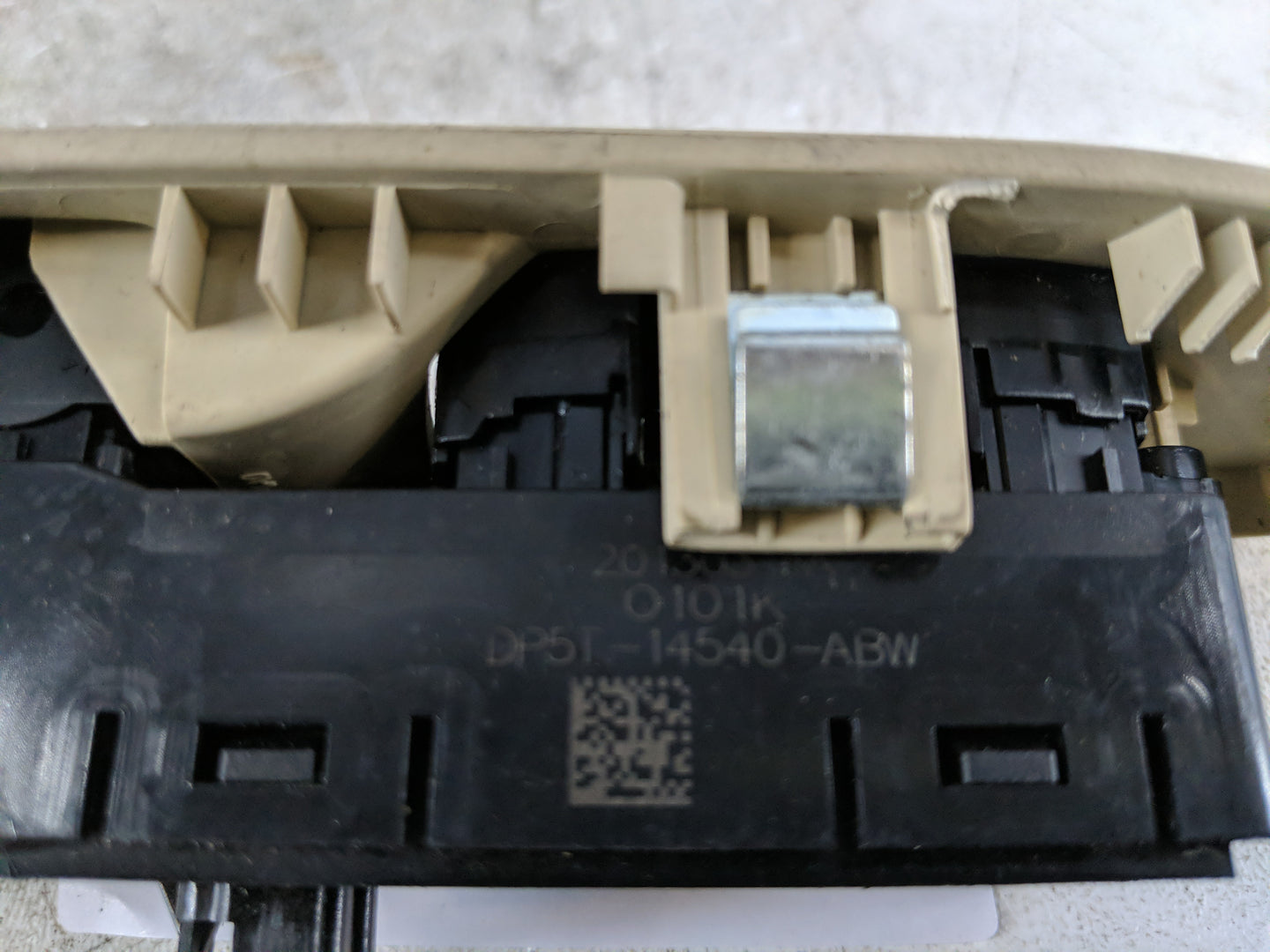 2013-2020 Lincoln Mkz Master Power Window Switch Replacement Driver Side Left P/N:DP5T-14540-ABW DP5T-14540-ACW Fits OEM Use