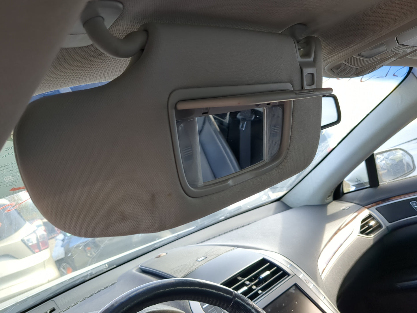 2013-2014 Lincoln Mkz Sun Visor Shade Replacement Driver Left Mirror Fits Fits 2013 2014 OEM Used Auto Parts - Oemusedautopa