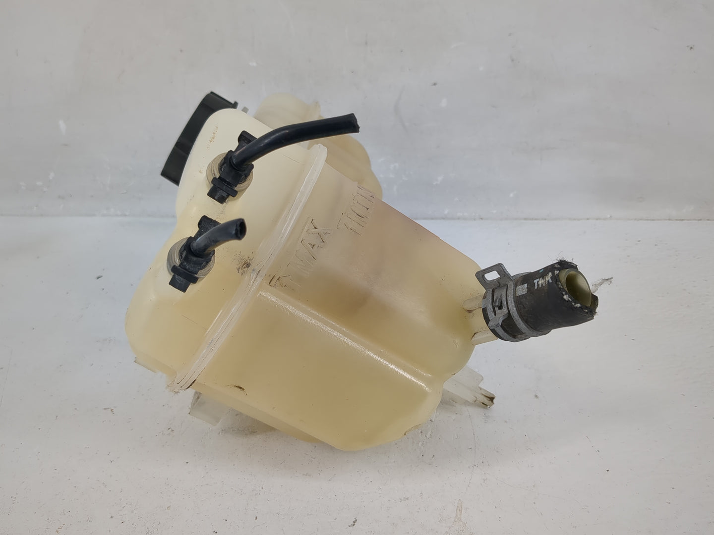 2013-2016 Lincoln Mkz Windshield Washer Fluid Reservoir Bottle Oem - Oemusedautoparts1.com