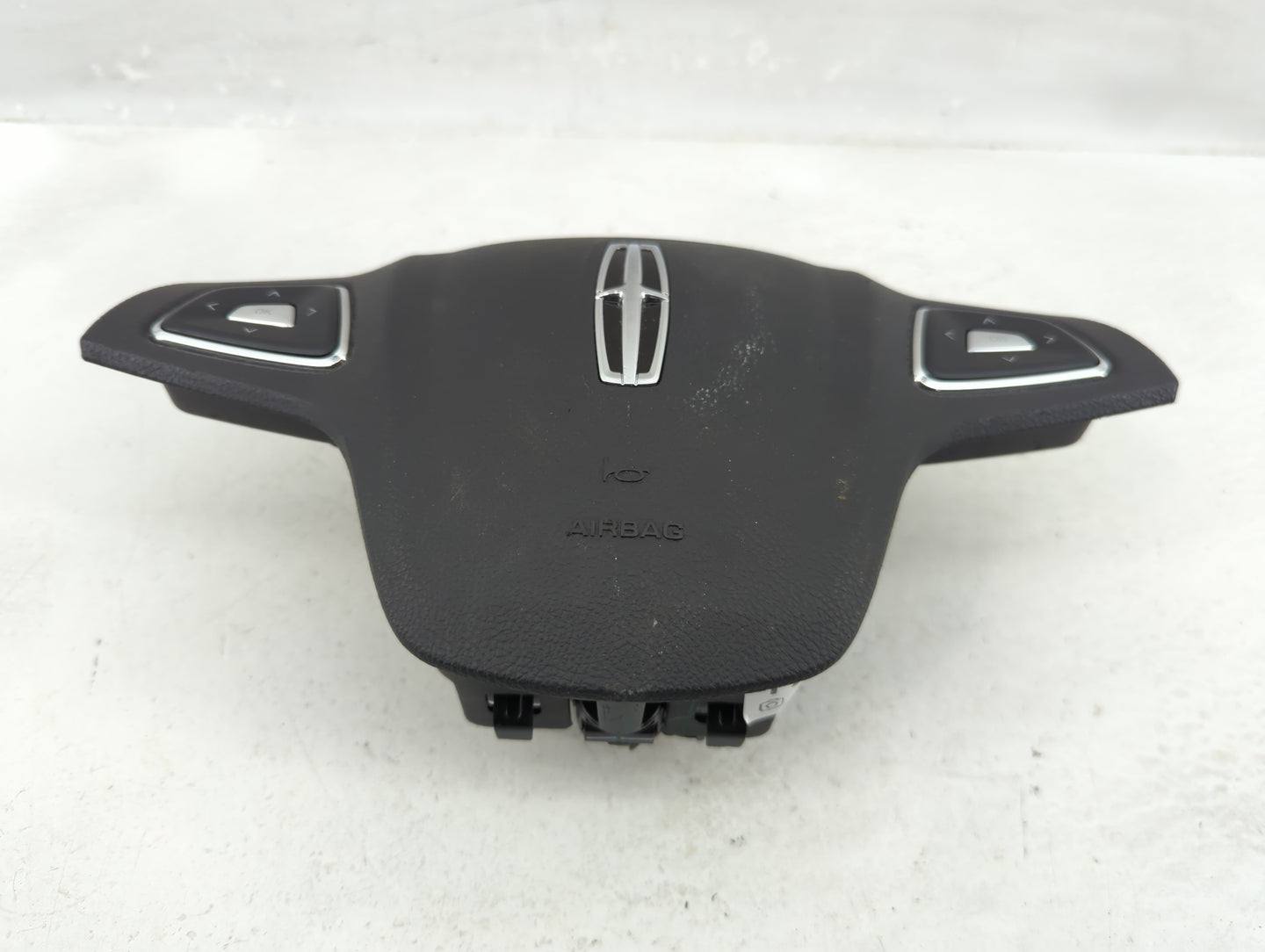 2013-2014 Lincoln Mkz Air Bag Driver Left Steering Wheel Mounted Fits Fits 2013 2014 OEM Used Auto Parts - Oemusedautoparts1