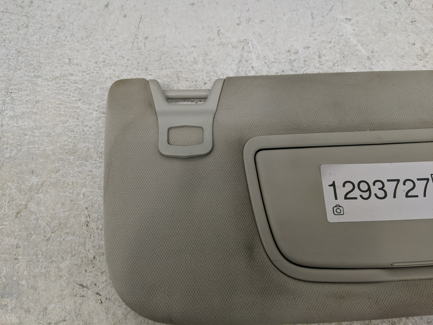 2013-2014 Lincoln Mkz Sun Visor Shade Replacement Passenger Right Mirror Fits Fits 2013 2014 OEM Used Auto Parts - Oemusedau