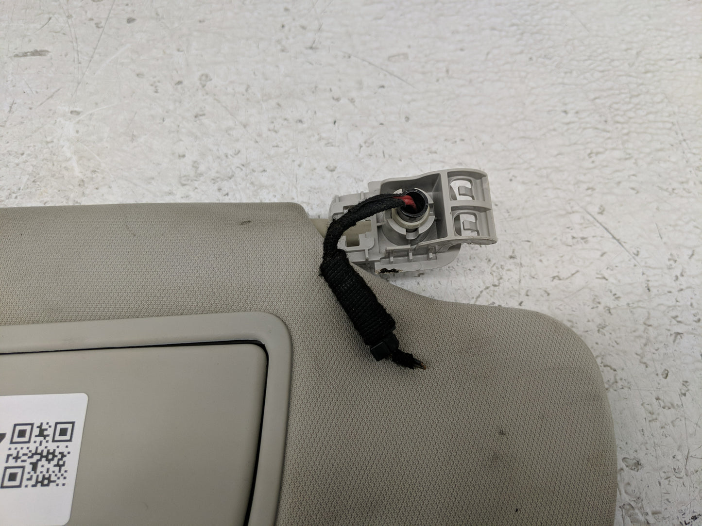 2013-2014 Lincoln Mkz Sun Visor Shade Replacement Passenger Right Mirror Fits Fits 2013 2014 OEM Used Auto Parts - Oemusedau