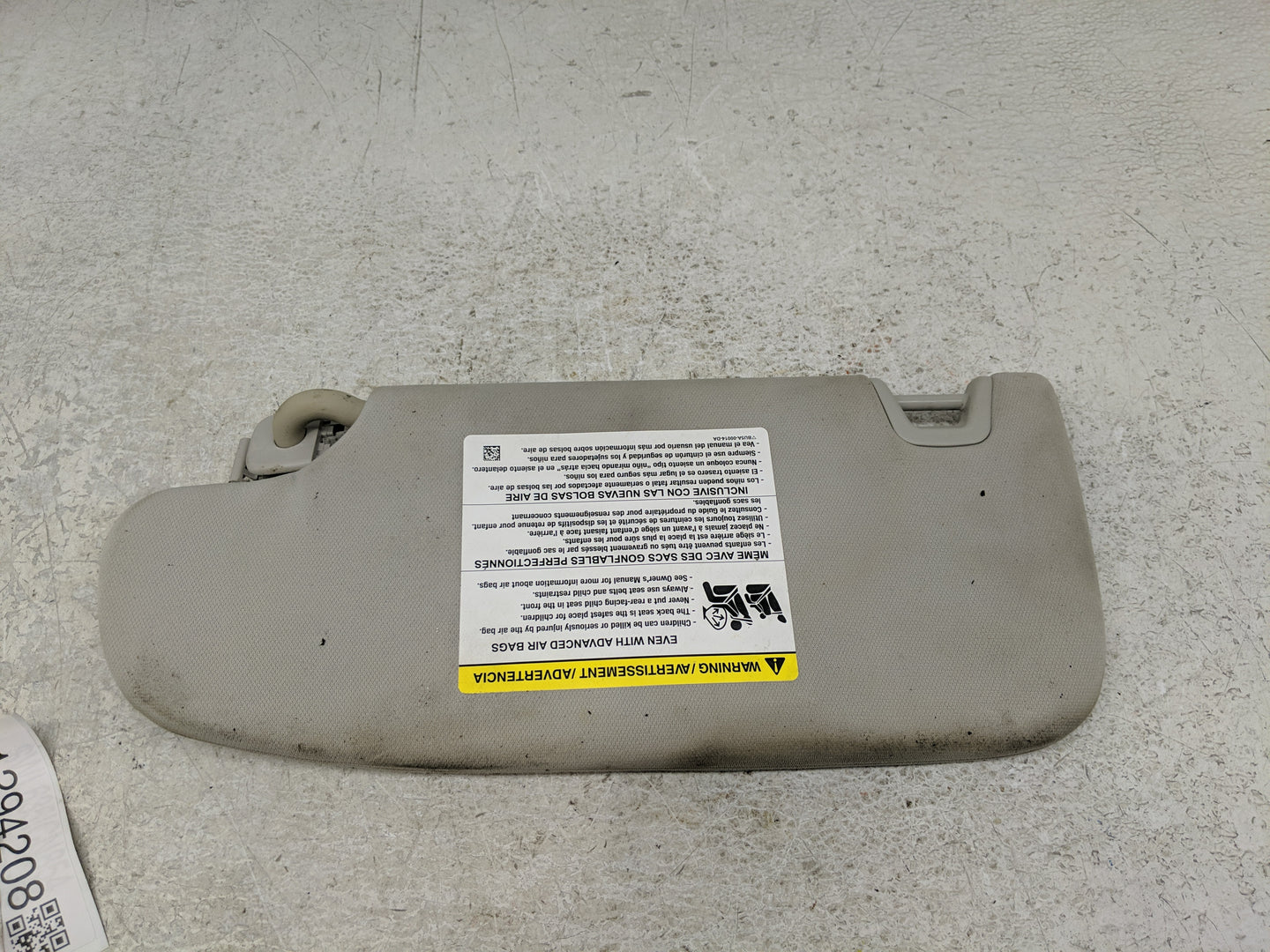2013-2014 Lincoln Mkz Sun Visor Shade Replacement Passenger Right Mirror Fits Fits 2013 2014 OEM Used Auto Parts - Oemusedau