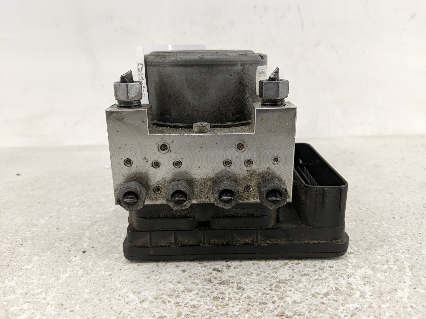 2013 Lincoln Mkz ABS Pump Control Module Replacement P/N:DG9C-2C405-FB Fits OEM Used Auto Parts - Oemusedautoparts1.com