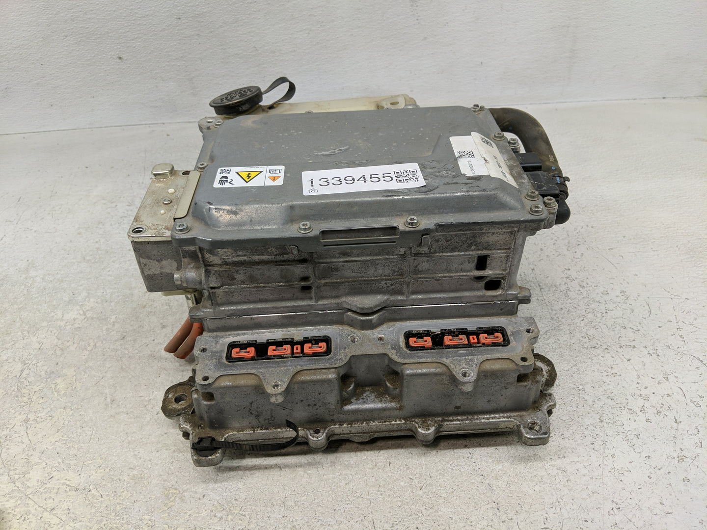 2013 Mkz Ac Dc Power Control Module Accessory Computer Power Inverter - Oemusedautoparts1.com
