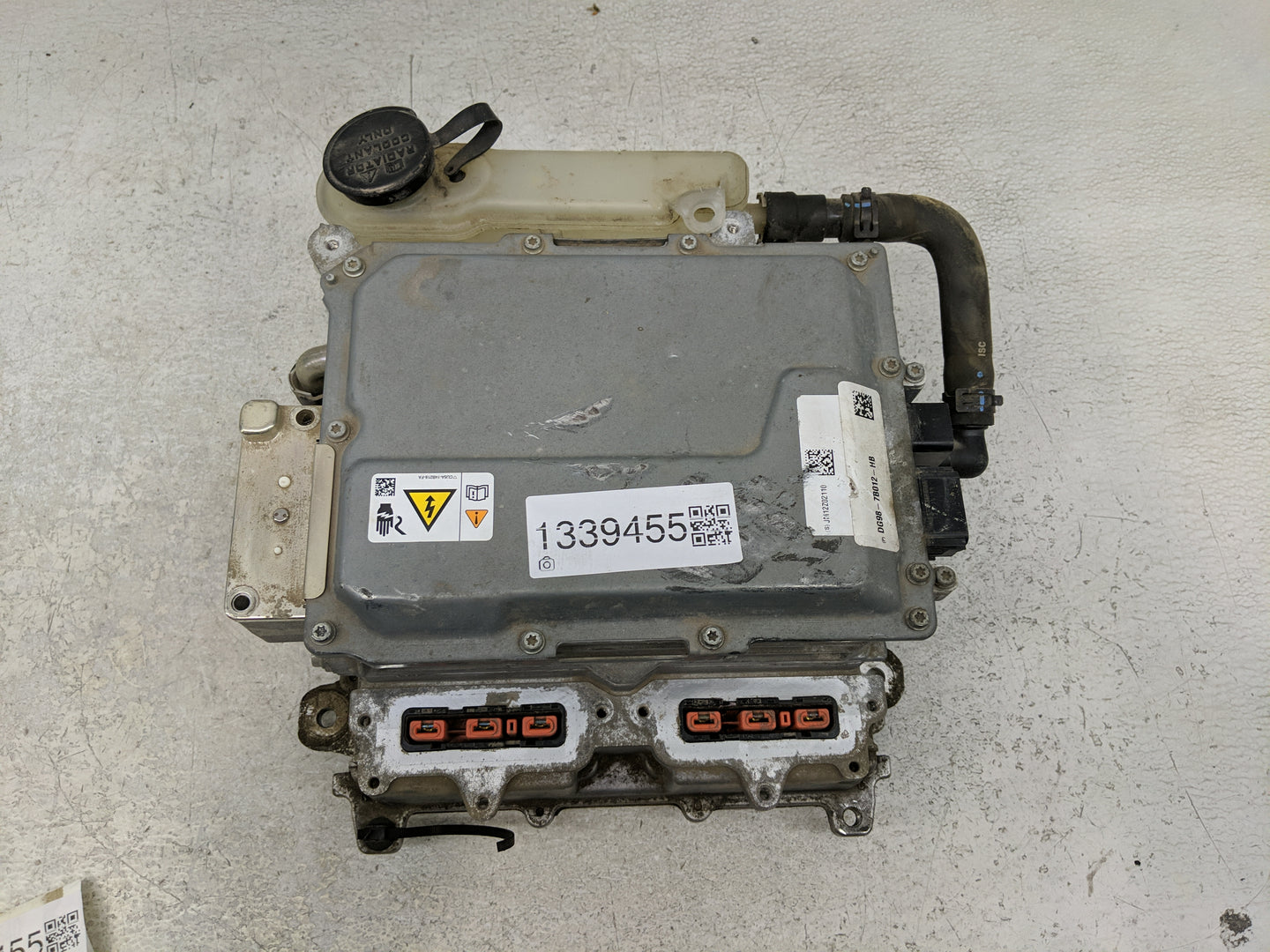 2013 Mkz Ac Dc Power Control Module Accessory Computer Power Inverter - Oemusedautoparts1.com