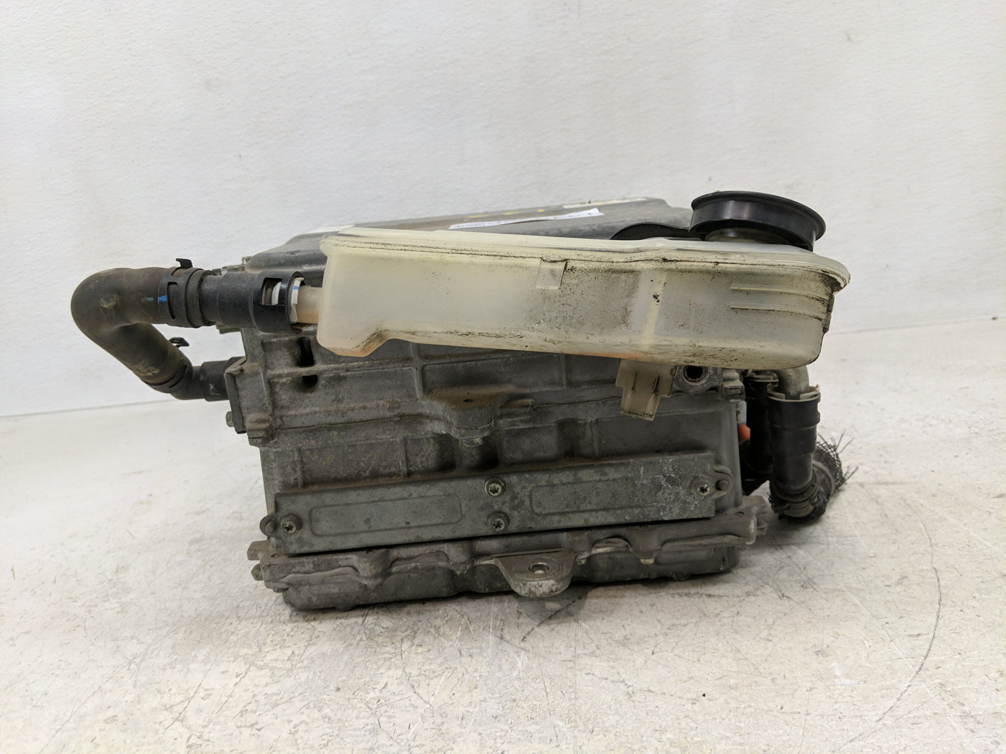 2013 Mkz Ac Dc Power Control Module Accessory Computer Power Inverter - Oemusedautoparts1.com