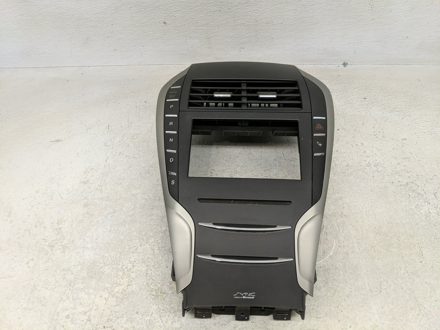 2013 Lincoln Mkz Radio AM FM Cd Player Receiver Replacement P/N:DP5T-18D699-DM Fits OEM Used Auto Parts - Oemusedautoparts1.