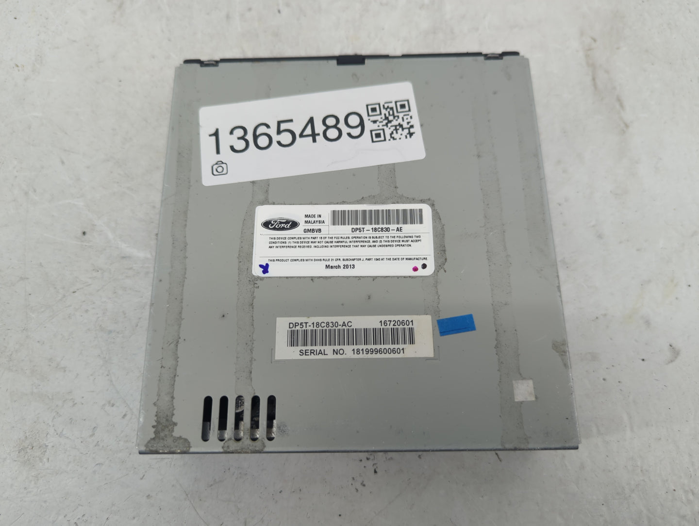 2013 Lincoln Mkz Radio AM FM Cd Player Receiver Replacement P/N:DP5T-18C830-AE Fits OEM Used Auto Parts - Oemusedautoparts1.