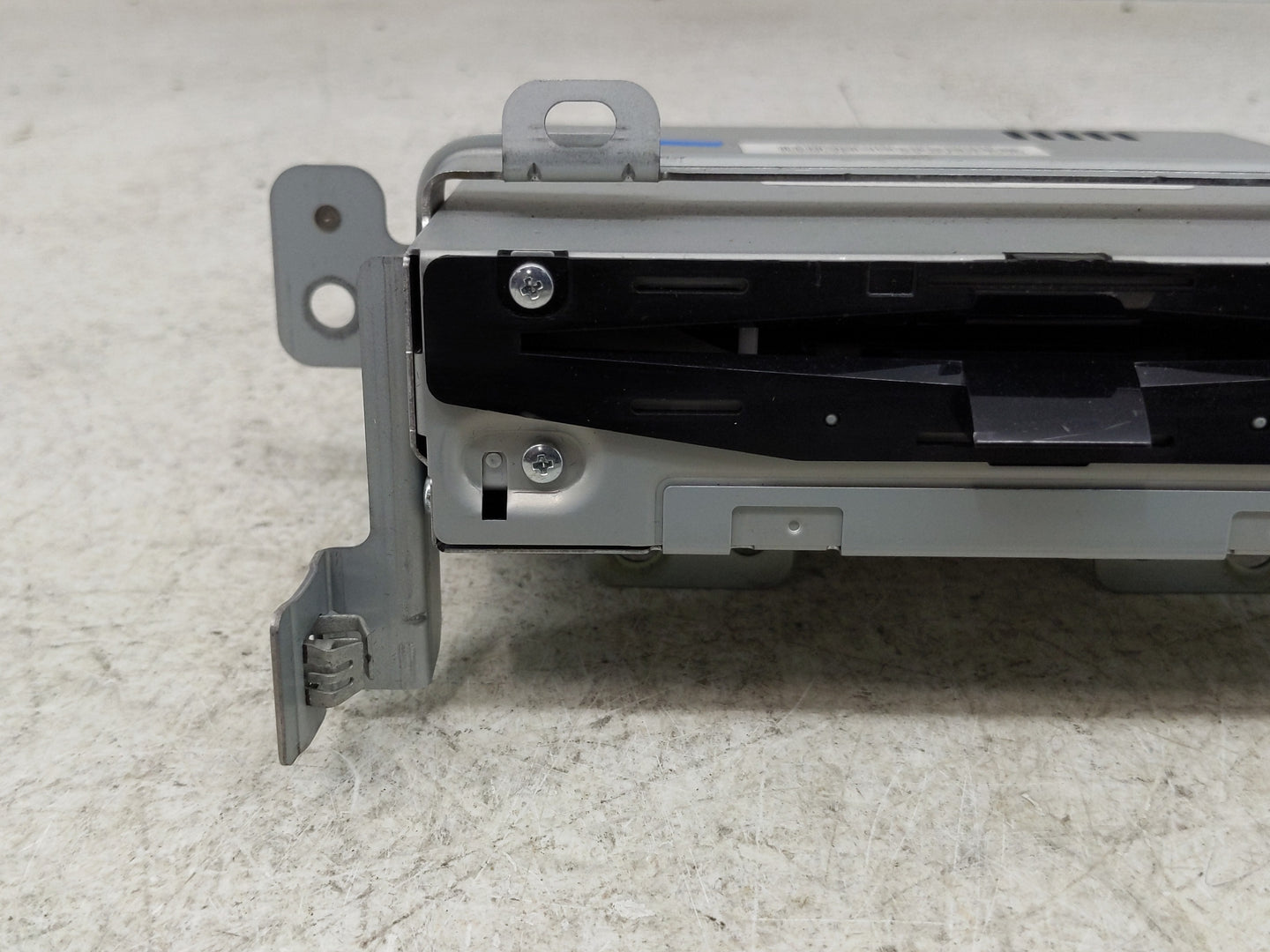 2013-2014 Lincoln Mkz Radio AM FM Cd Player Receiver Replacement P/N:DP5T-18C830-AE Fits Fits 2013 2014 OEM Used Auto Parts 