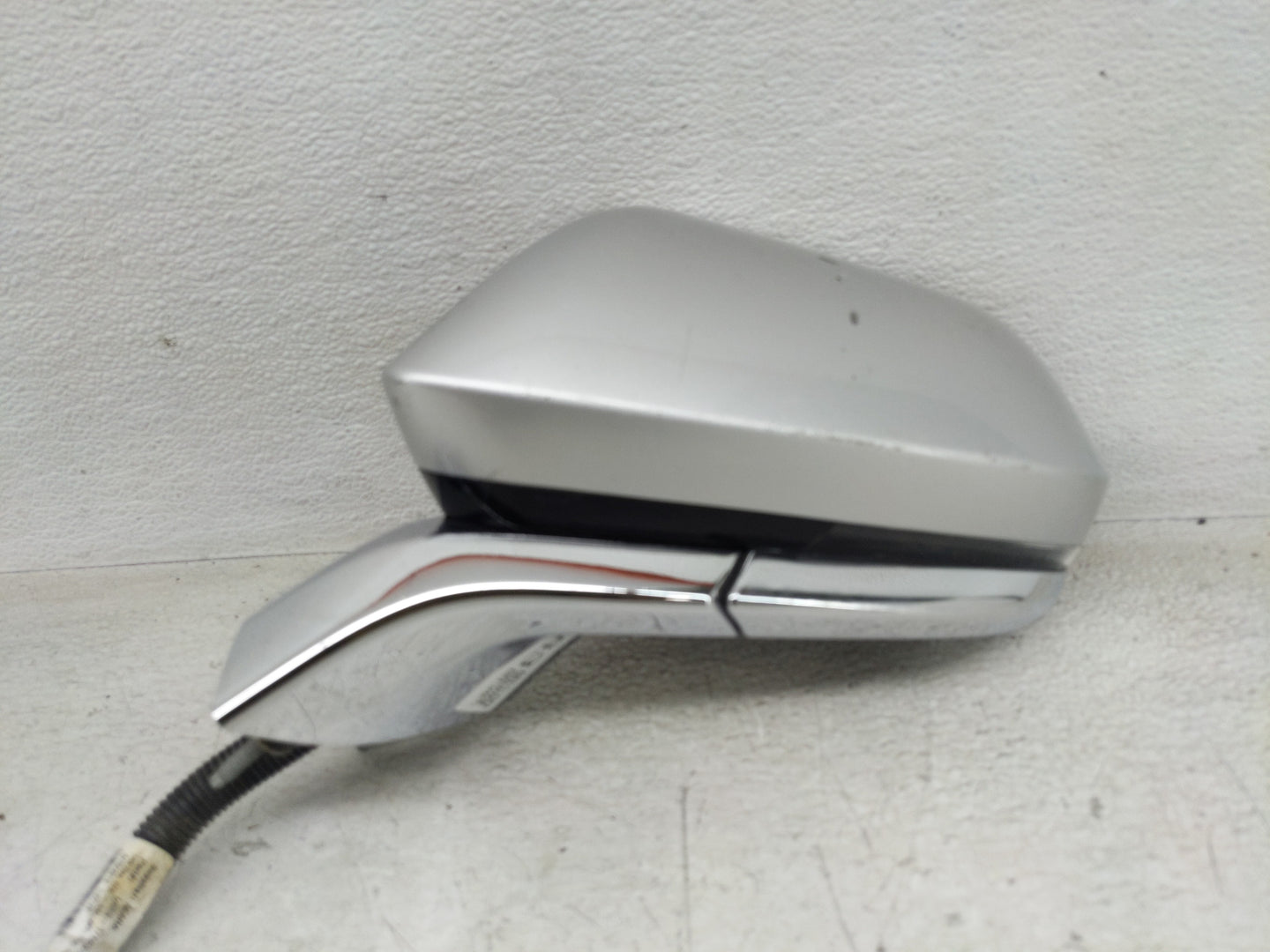 2013-2014 Lincoln Mkz Driver Side View Mirror - Left Door Mirror OEM Used - Oemusedautoparts1.com