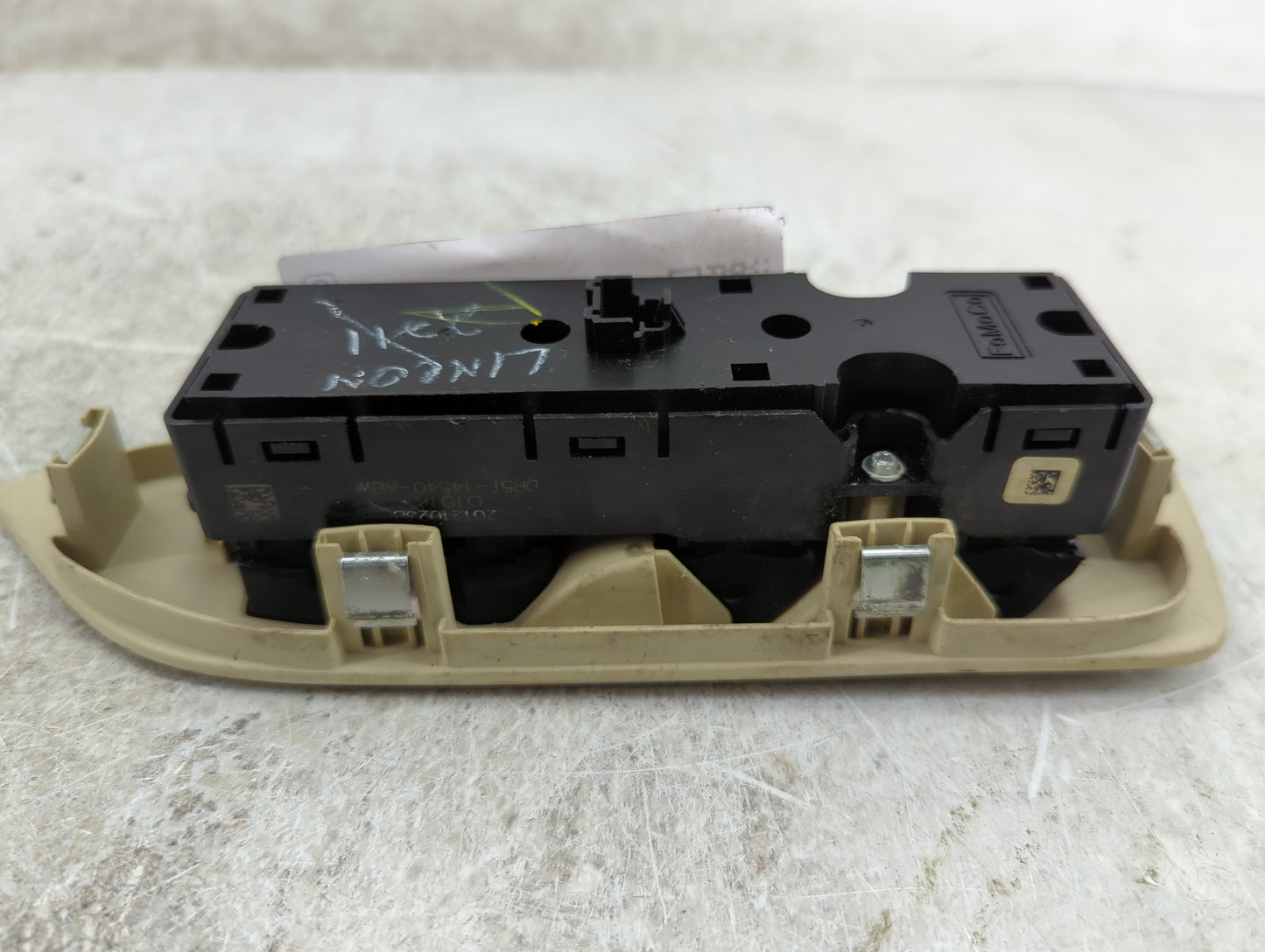 2013-2020 Lincoln Mkz Master Power Window Switch Replacement Driver Side Left P/N:FJGSA/FJGRA DP5T-14540-AGW Fits OEM Used A