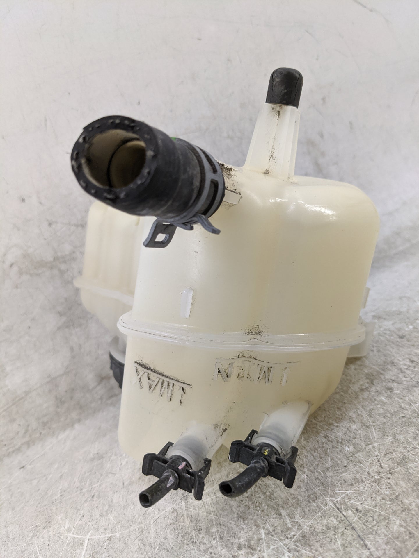 2013-2016 Lincoln Mkz Radiator Coolant Overflow Expansion Tank Bottle 1476939 - Oemusedautoparts1.com