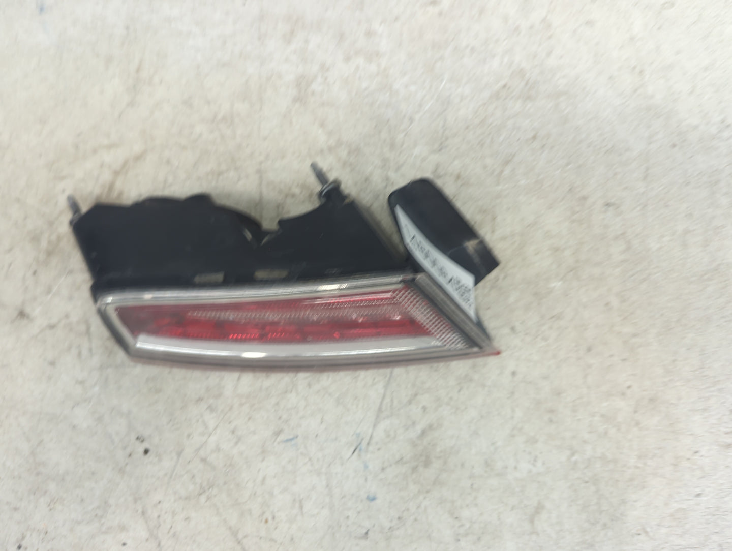 2013-2020 Lincoln Mkz Tail Light Assembly Driver Left OEM P/N:DP53-13A406-AK Fits Fits 2013 2014 2015 2016 2017 2018 2019 20