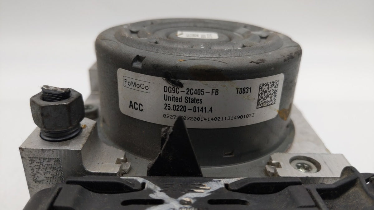 2013 Lincoln Mkz Anti-Lock Brake ABS Pump Module Actuator OEM P/N:DG9C-2C405-AH DG9C-2C405-FB Fits OEM Used Auto Parts - Oem