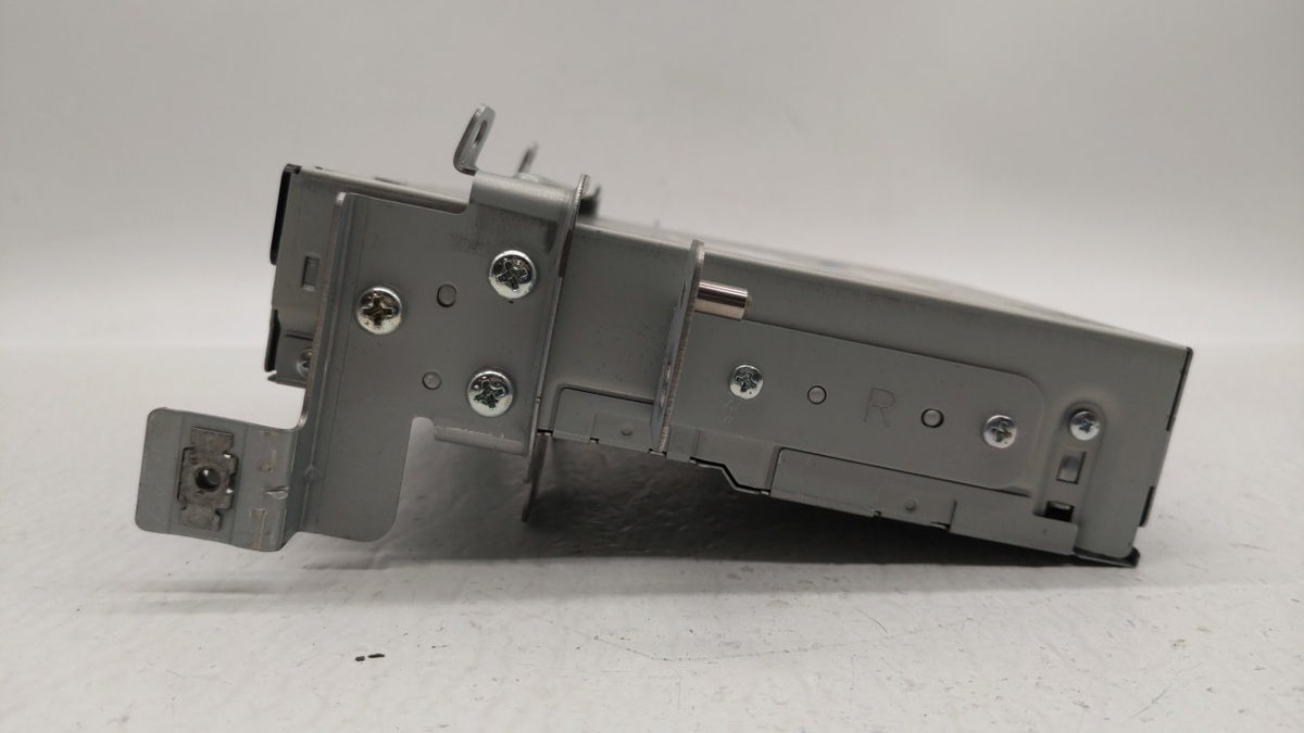 2013-2014 Lincoln Mkz Am Fm Cd Player Radio Receiver 208633 - Oemusedautoparts1.com