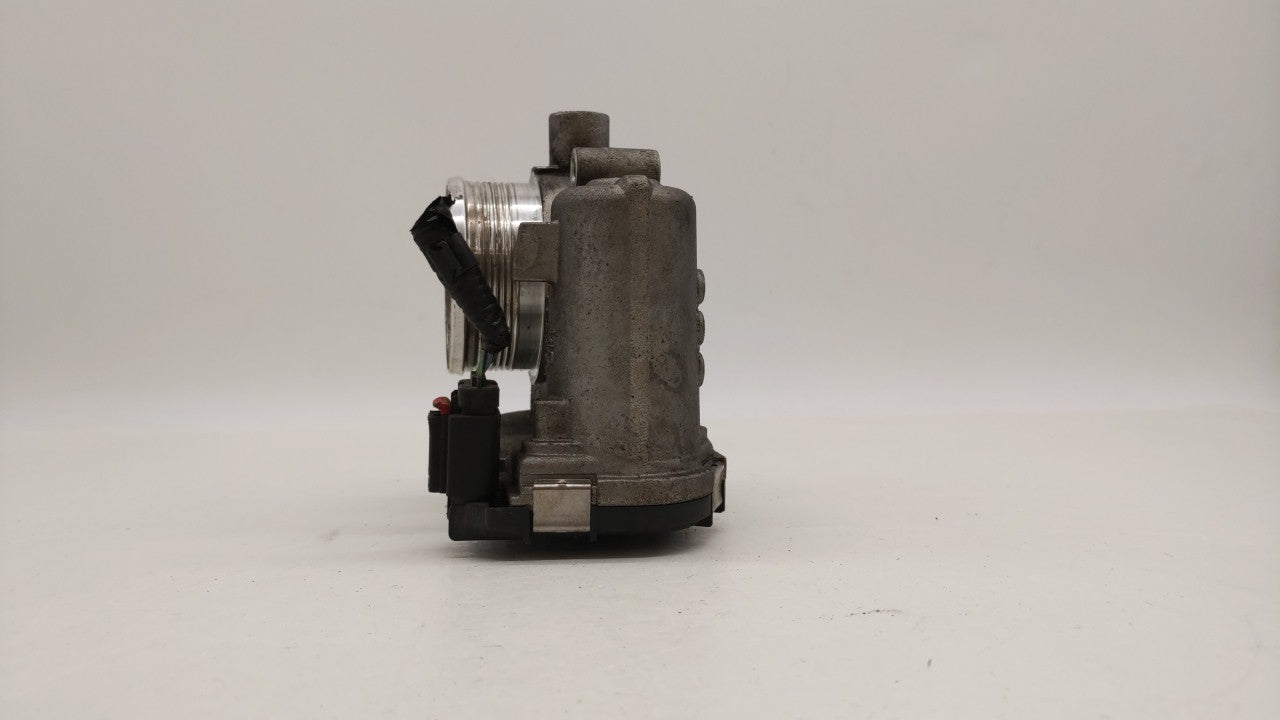 2013-2016 Lincoln Mkz Throttle Body P/N:CM5E-9F991-AD CM5E-9F991-AC Fits Fits 2012 2013 2014 2015 2016 2017 OEM Used Auto Pa