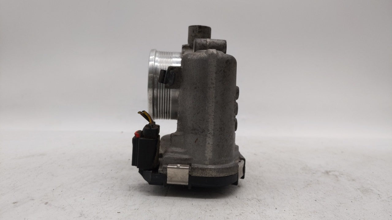 2013-2016 Lincoln Mkz Throttle Body P/N:CM5E-9F991-AD CM5E-9F991-AC Fits Fits 2012 2013 2014 2015 2016 2017 OEM Used Auto Pa