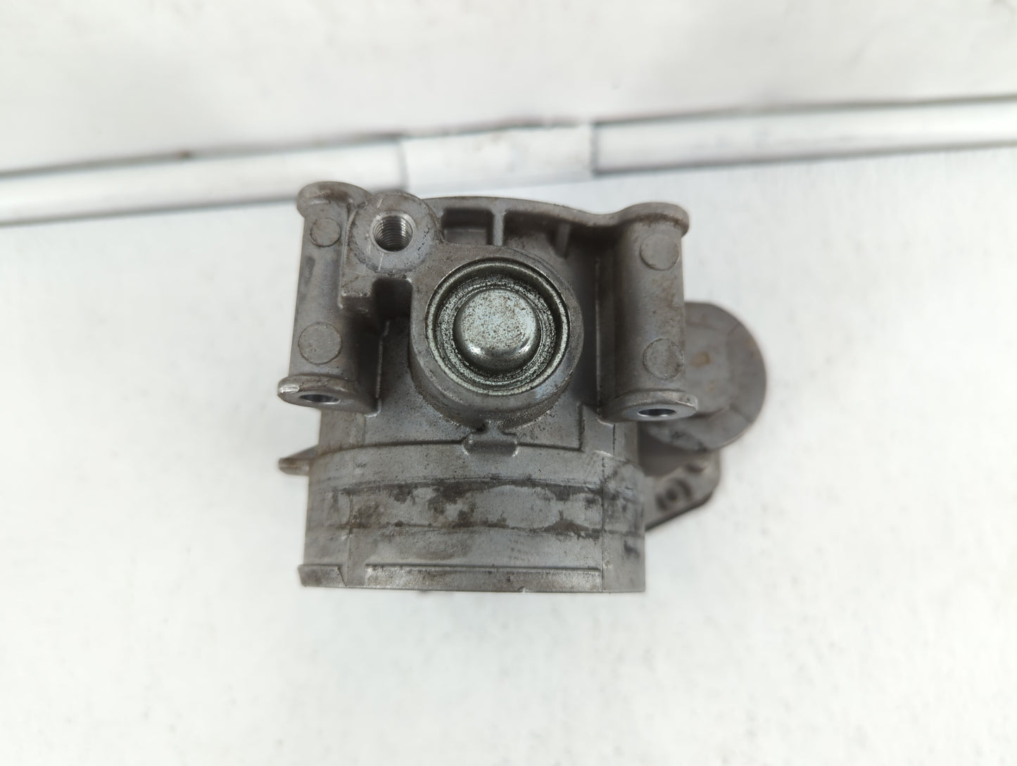 2013-2016 Lincoln Mkz Throttle Body P/N:AT4E-9F991-EJ AT4E-EH, AT4E-EF Fits Fits 2011 2012 2013 2014 2015 2016 2017 2018 201