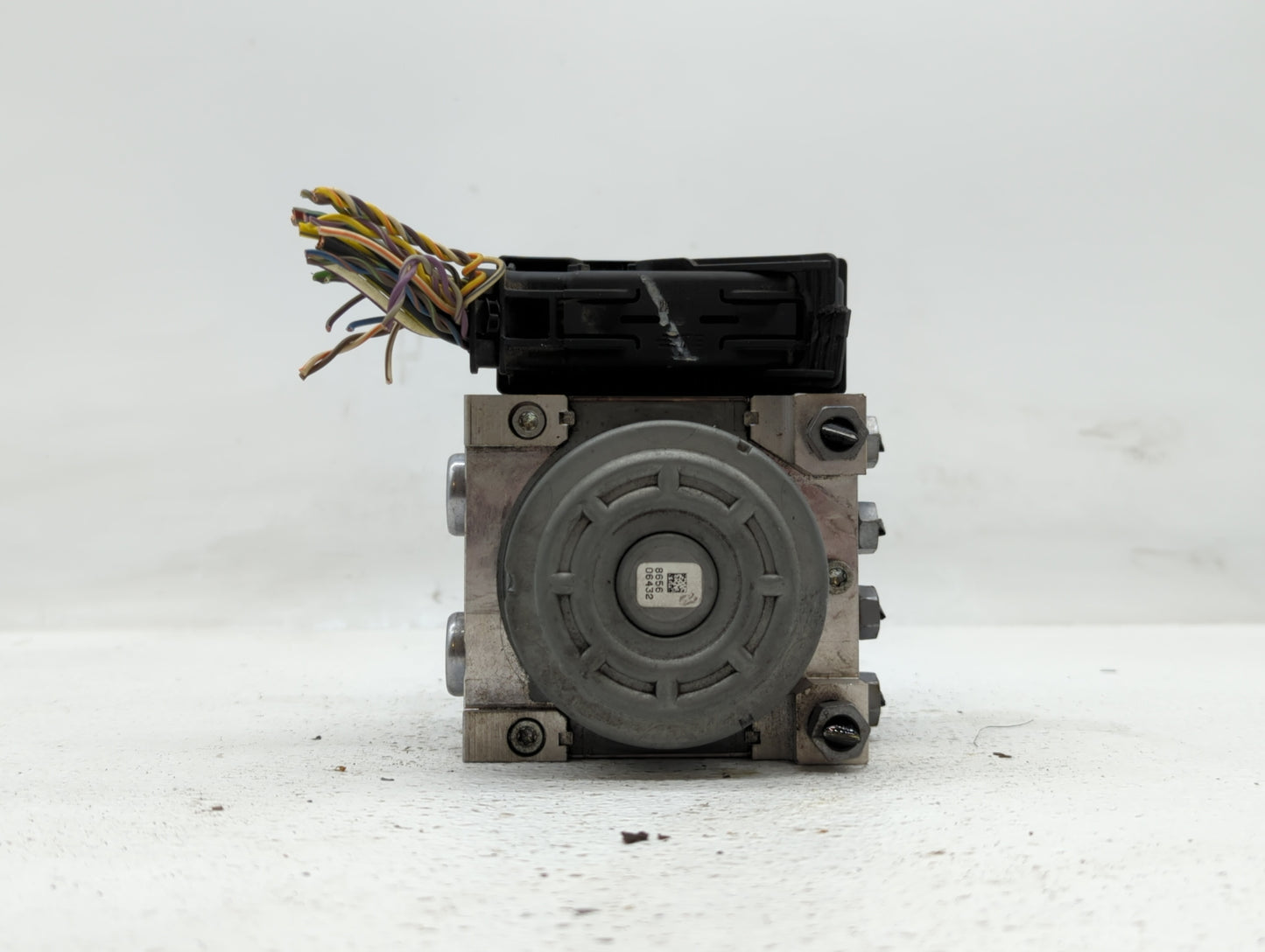2013 Lincoln Mkz ABS Pump Control Module Replacement P/N:DG9C-2C405-FB Fits OEM Used Auto Parts - Oemusedautoparts1.com