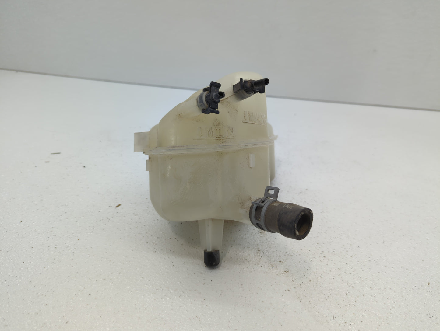 2013-2016 Lincoln Mkz Radiator Coolant Overflow Expansion Tank Bottle 384686 - Oemusedautoparts1.com