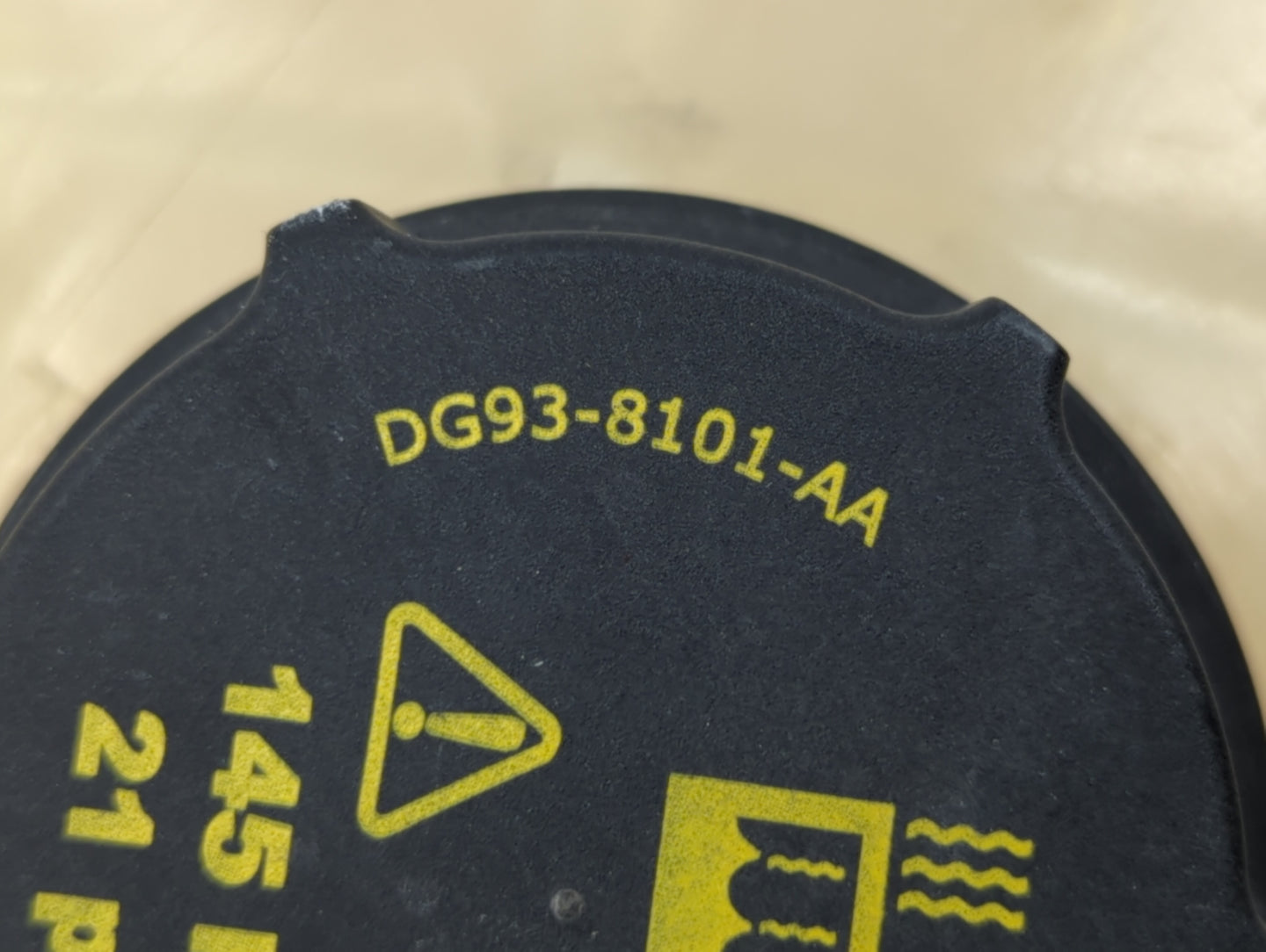2013-2016 Lincoln Mkz Radiator Coolant Overflow Expansion Tank Bottle 414052 - Oemusedautoparts1.com