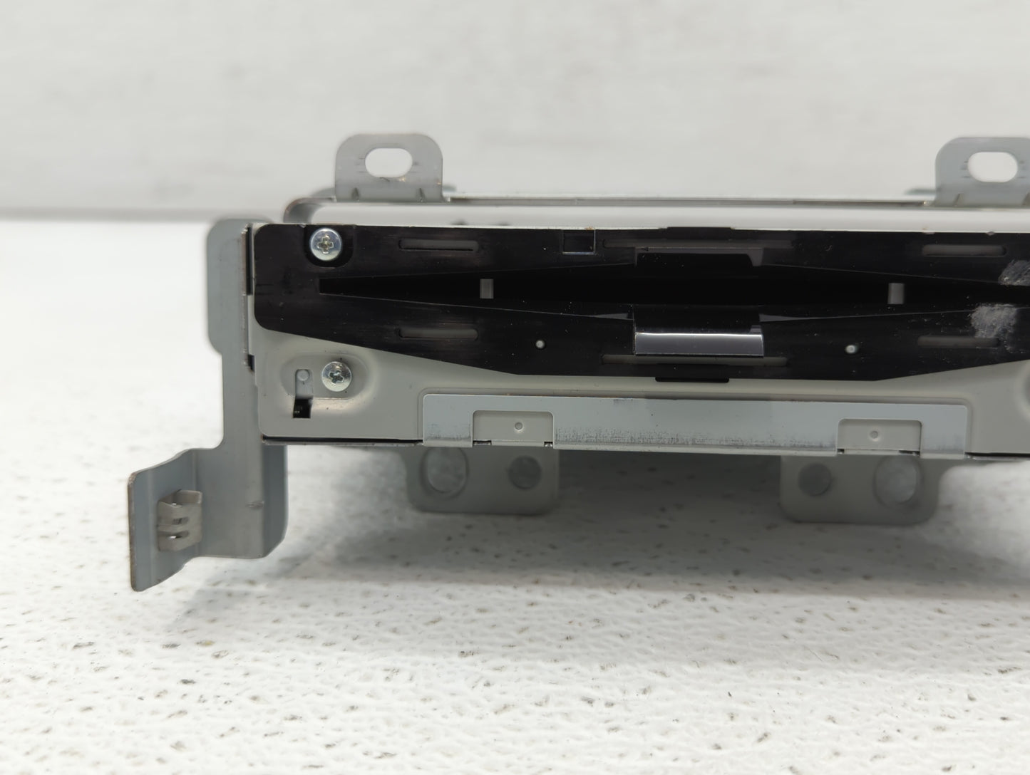 2013-2014 Lincoln Mkz Am Fm Cd Player Radio Receiver - Oemusedautoparts1.com