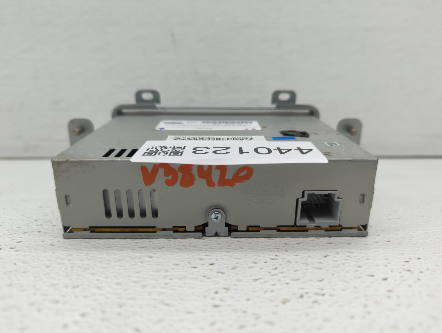 2013-2014 Lincoln Mkz Am Fm Cd Player Radio Receiver - Oemusedautoparts1.com