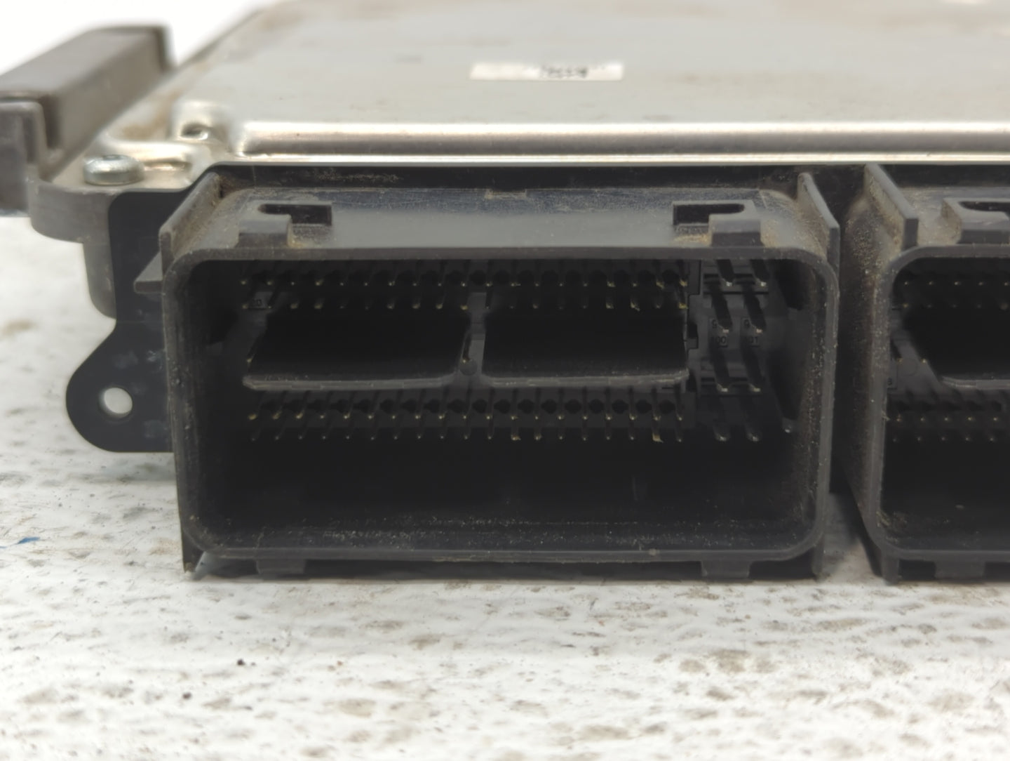 2013 Lincoln Mkz PCM Engine Control Computer ECU ECM PCU OEM P/N:DP5A-12A650-DE DP5A-12A650-DF, DP5A-12A650-DG Fits OEM Used
