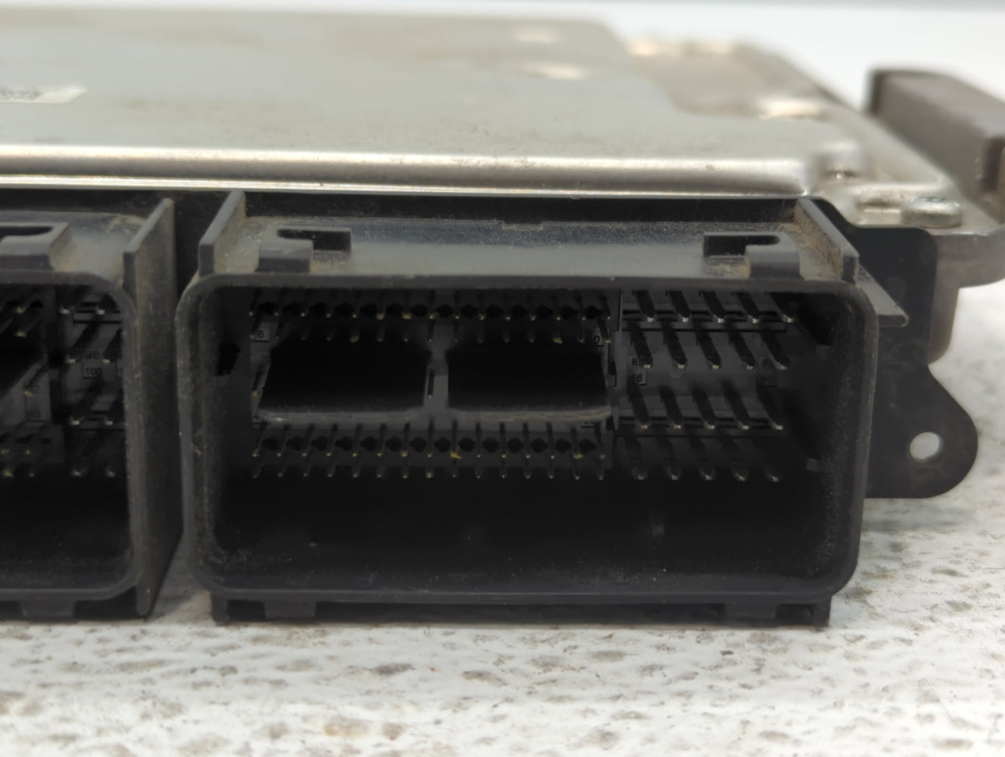 2013 Lincoln Mkz PCM Engine Control Computer ECU ECM PCU OEM P/N:DP5A-12A650-DE DP5A-12A650-DF, DP5A-12A650-DG Fits OEM Used