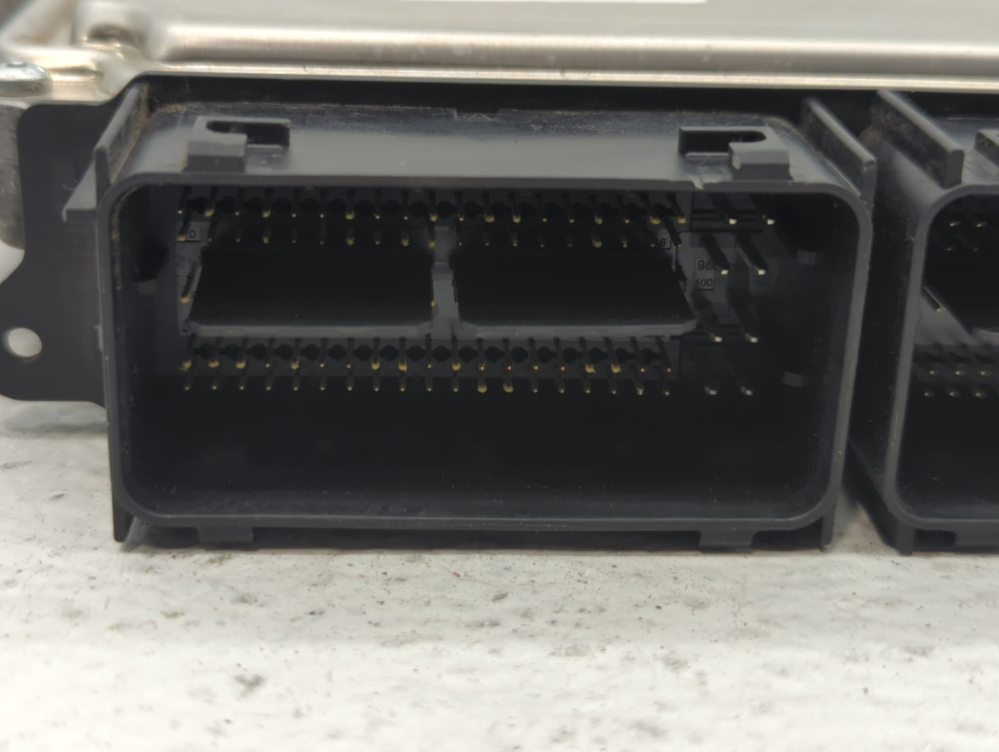 2013 Lincoln Mkz PCM Engine Control Computer ECU ECM PCU OEM P/N:0 261 S09 222 Fits OEM Used Auto Parts - Oemusedautoparts1.