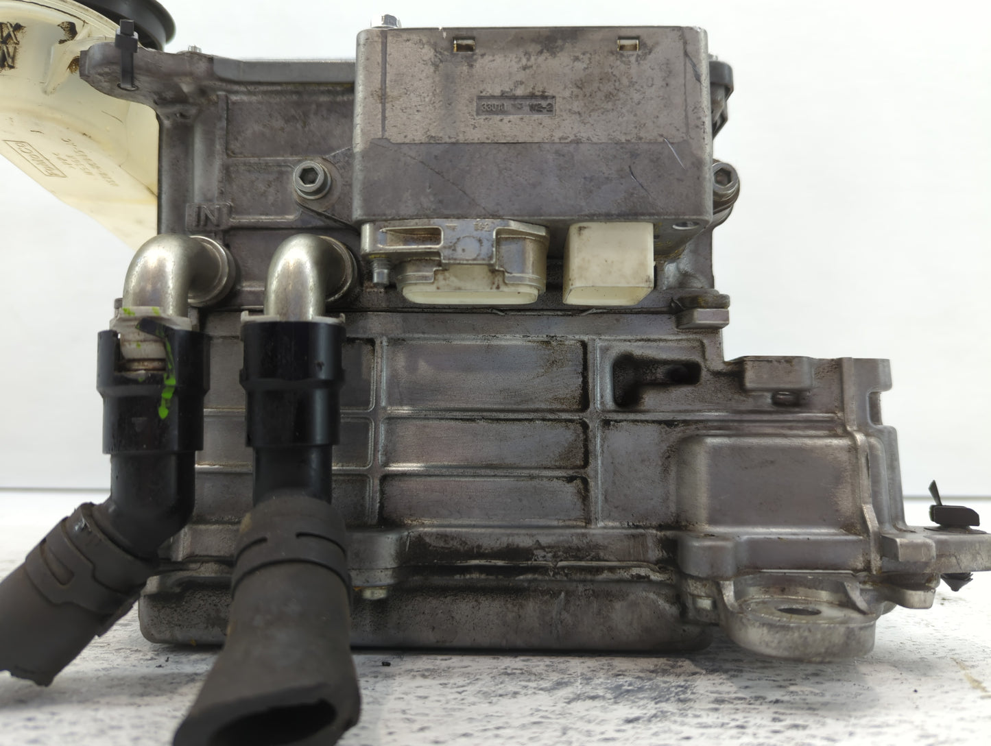 2013 Lincoln Mkz Hybrid DC Synergy Drive Power Inverter P/N:DG98-7B012-CL ES78-7B012-CA Fits OEM Used Auto Parts - Oemusedau