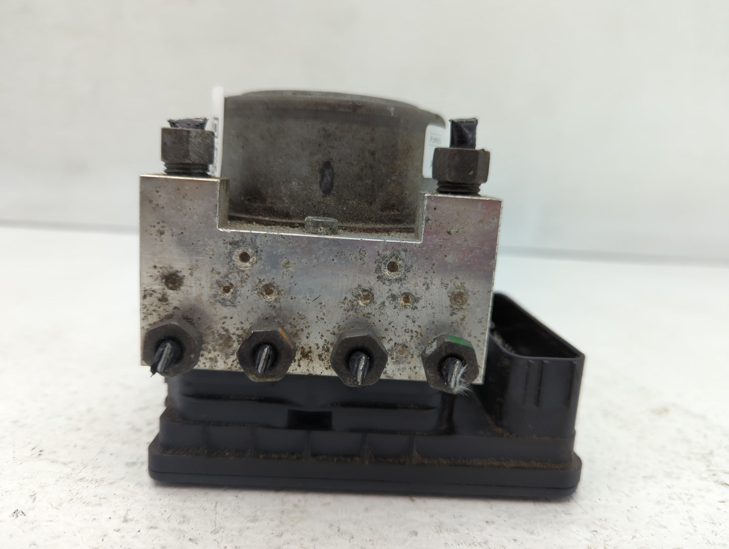 2013 Lincoln Mkz ABS Pump Control Module Replacement P/N:DG9C-2C405-FB Fits OEM Used Auto Parts - Oemusedautoparts1.com
