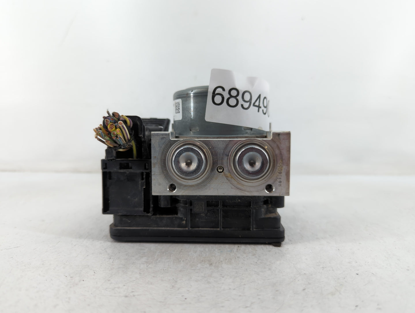 2013 Lincoln Mkz ABS Pump Control Module Replacement P/N:DG9C-2C405-FB Fits OEM Used Auto Parts - Oemusedautoparts1.com