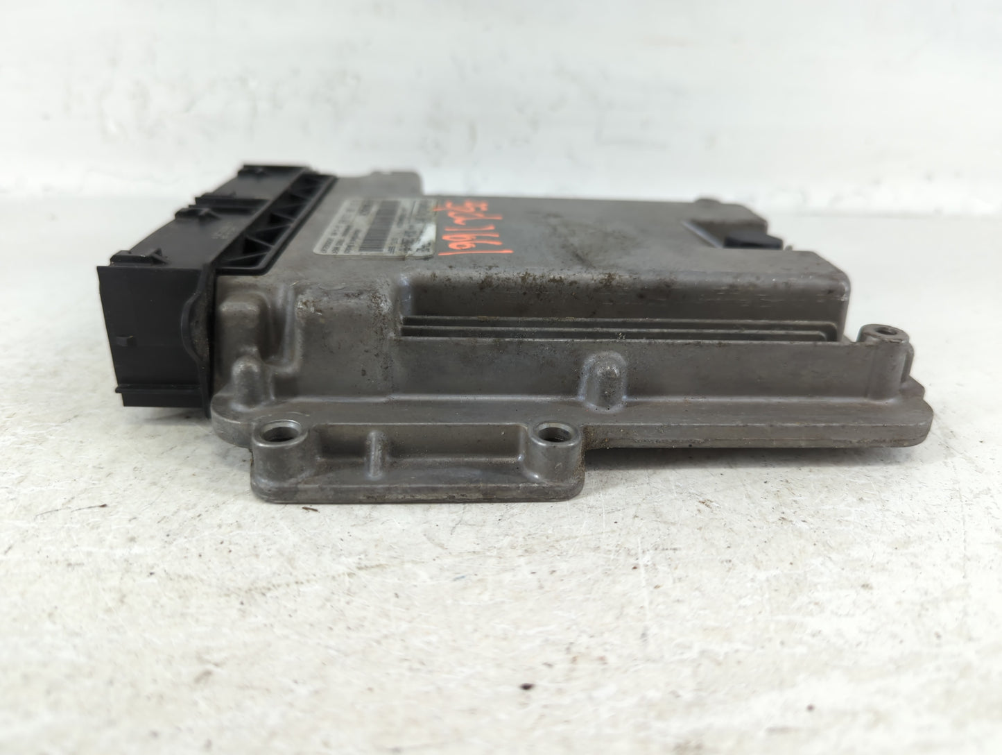 2013 Lincoln Mkz PCM Engine Control Computer ECU ECM PCU OEM P/N:DG1A-12B684-AB DP5A-12A650-DE Fits OEM Used Auto Parts - Oe