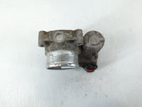 2013-2016 Lincoln Mkz Throttle Body P/N:001176 CM5E 9F991AD Fits Fits 2012 2013 2014 2015 2016 2017 OEM Used Auto Parts - Oe
