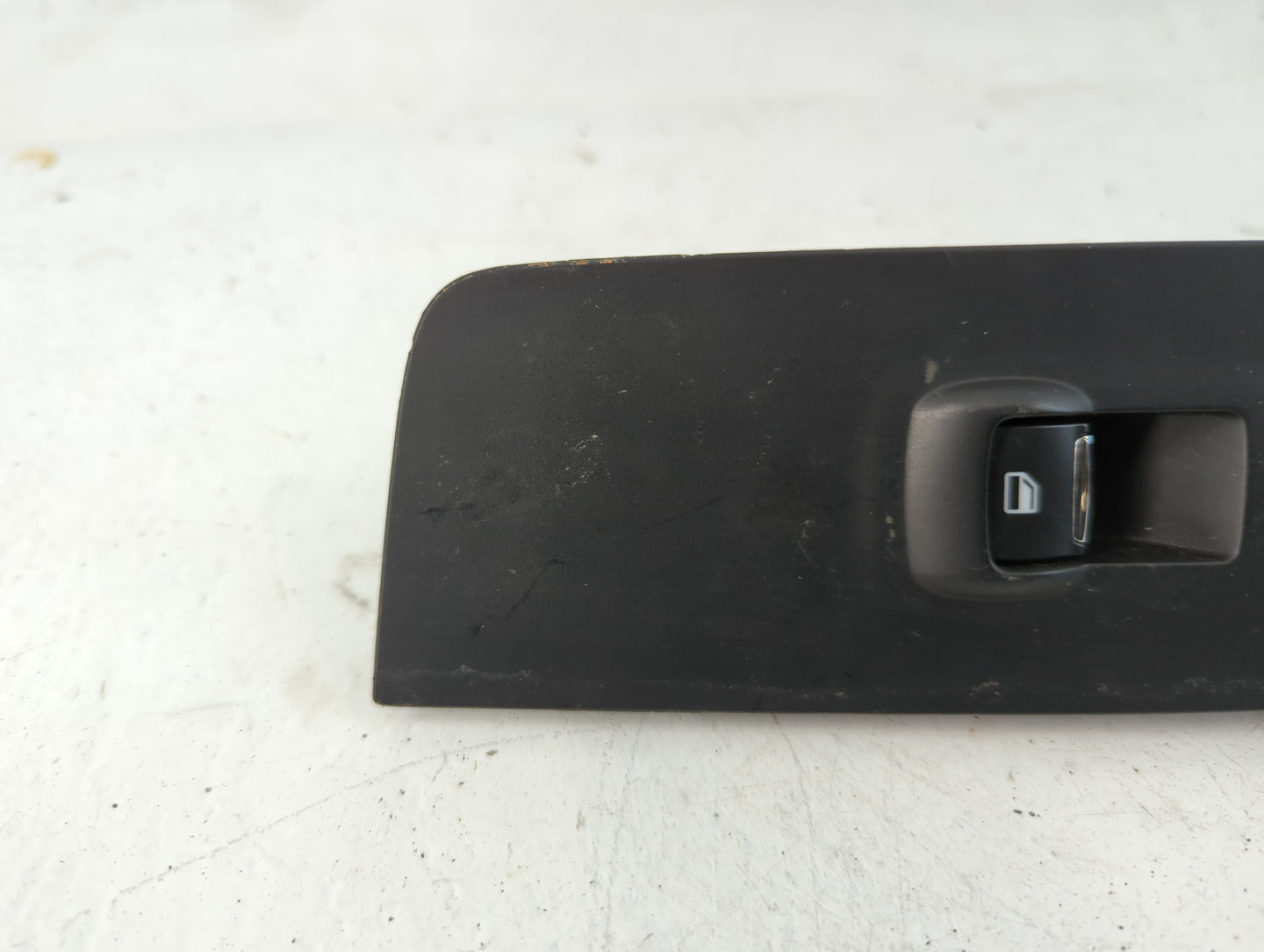 2006 Ford Fusion Front Right Passenger Interior Door Panel Trim - Oemusedautoparts1.com