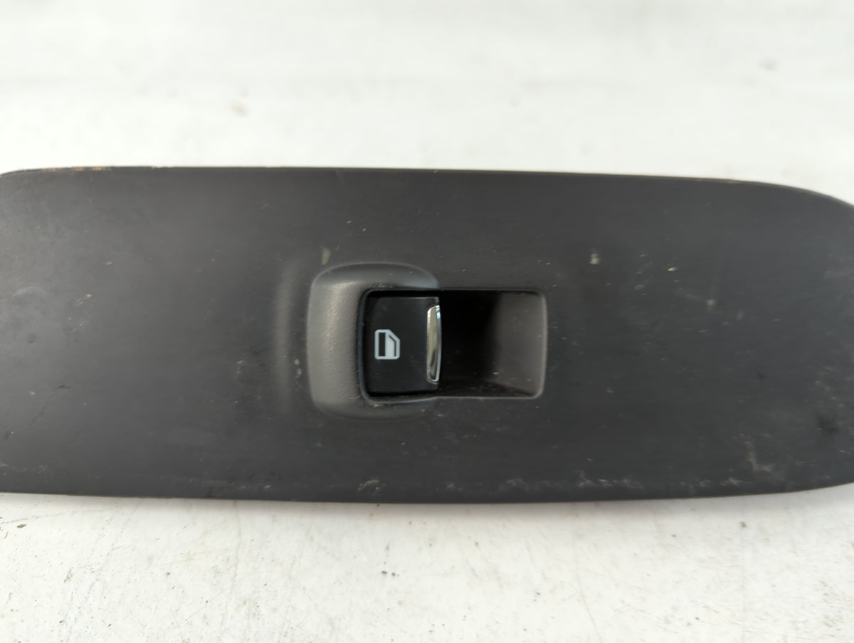 2006 Ford Fusion Front Right Passenger Interior Door Panel Trim - Oemusedautoparts1.com