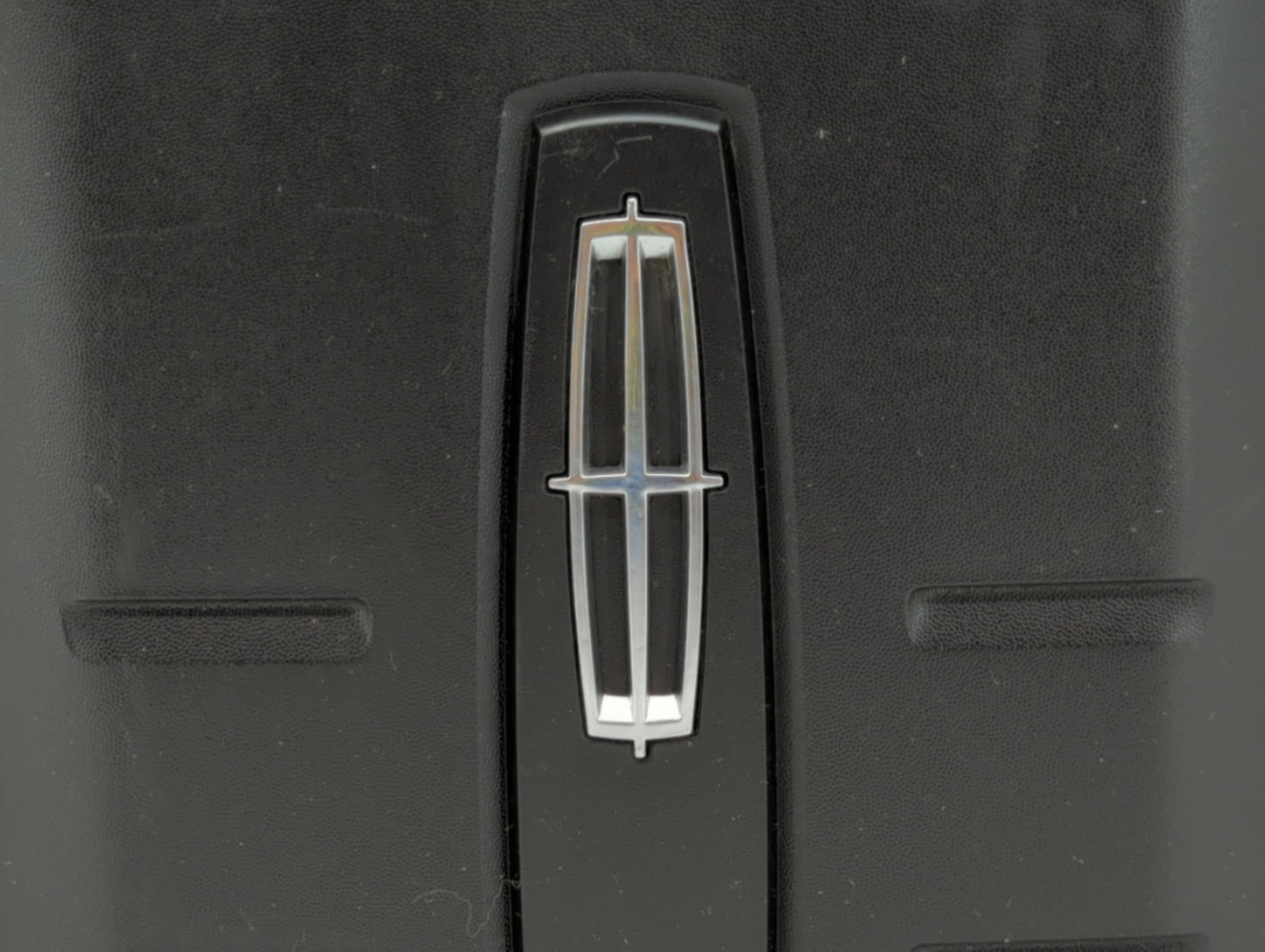2013 Lincoln Navigator Engine Cover - Oemusedautoparts1.com