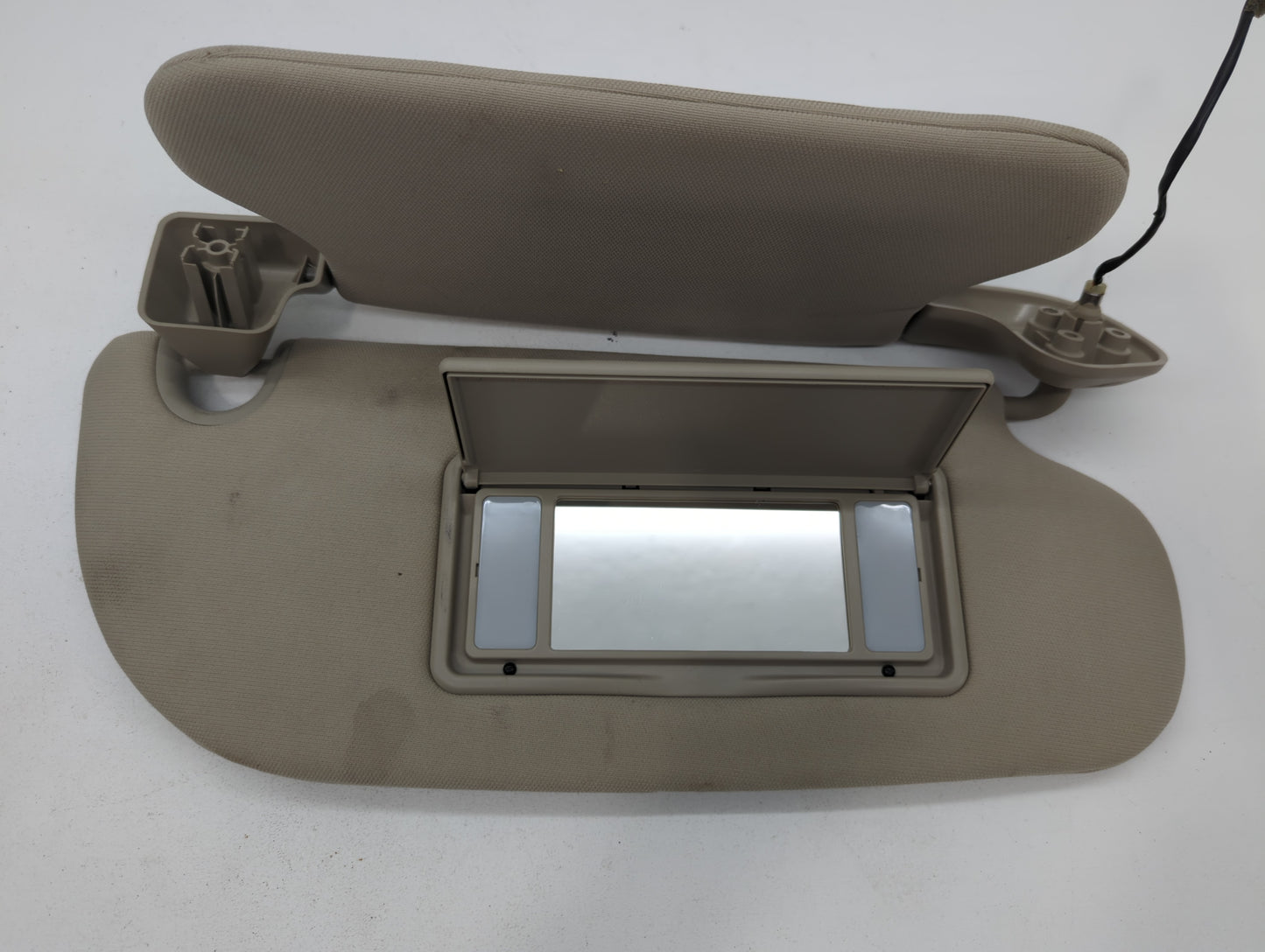 2013 Lincoln Navigator Sun Visor Shade Replacement Passenger Right Mirror Fits OEM Used Auto Parts - Oemusedautoparts1.com