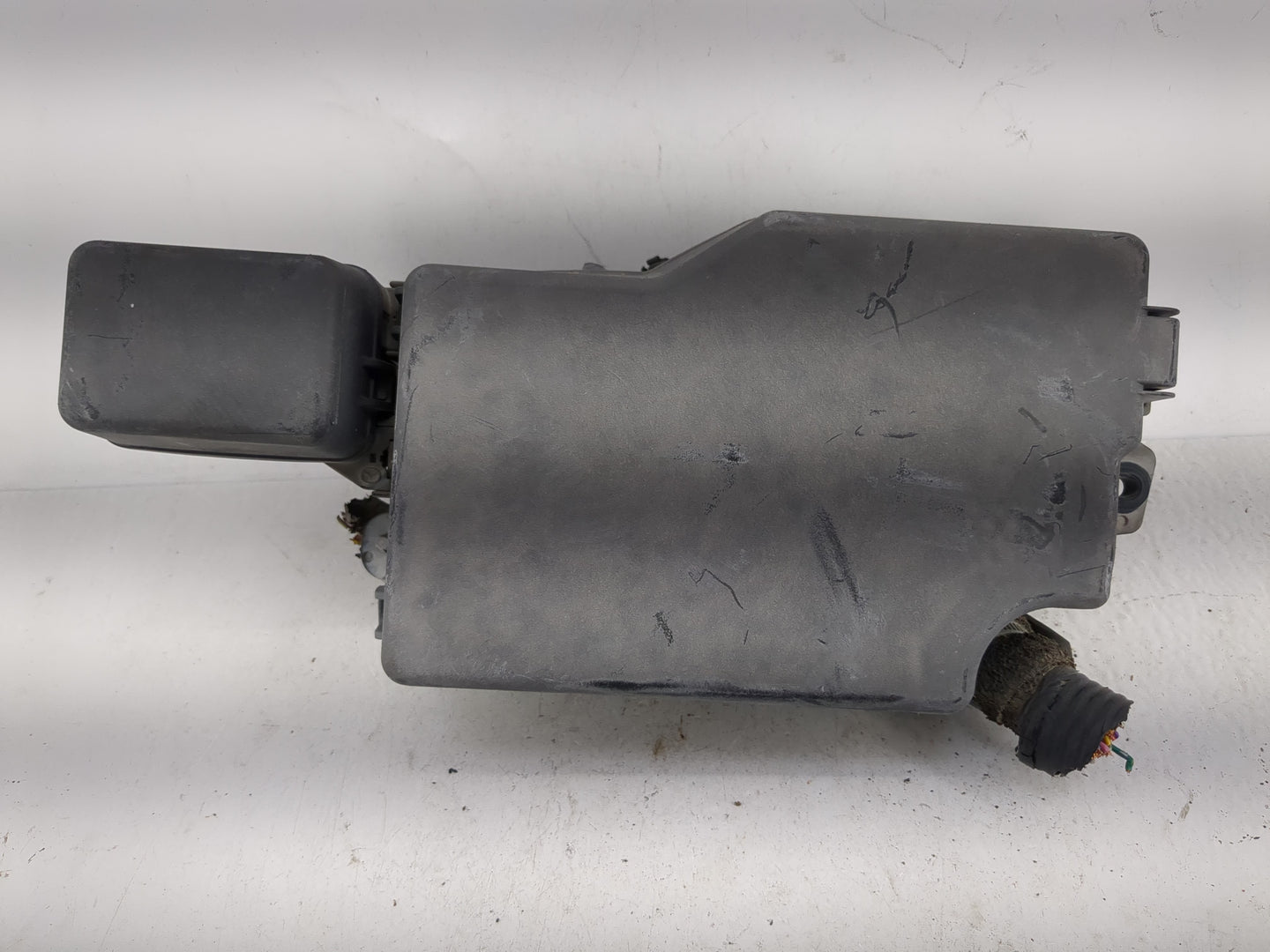 2013 Mazda 3 Fusebox Fuse Box Panel Relay Module Fits OEM Used Auto Parts - Oemusedautoparts1.com