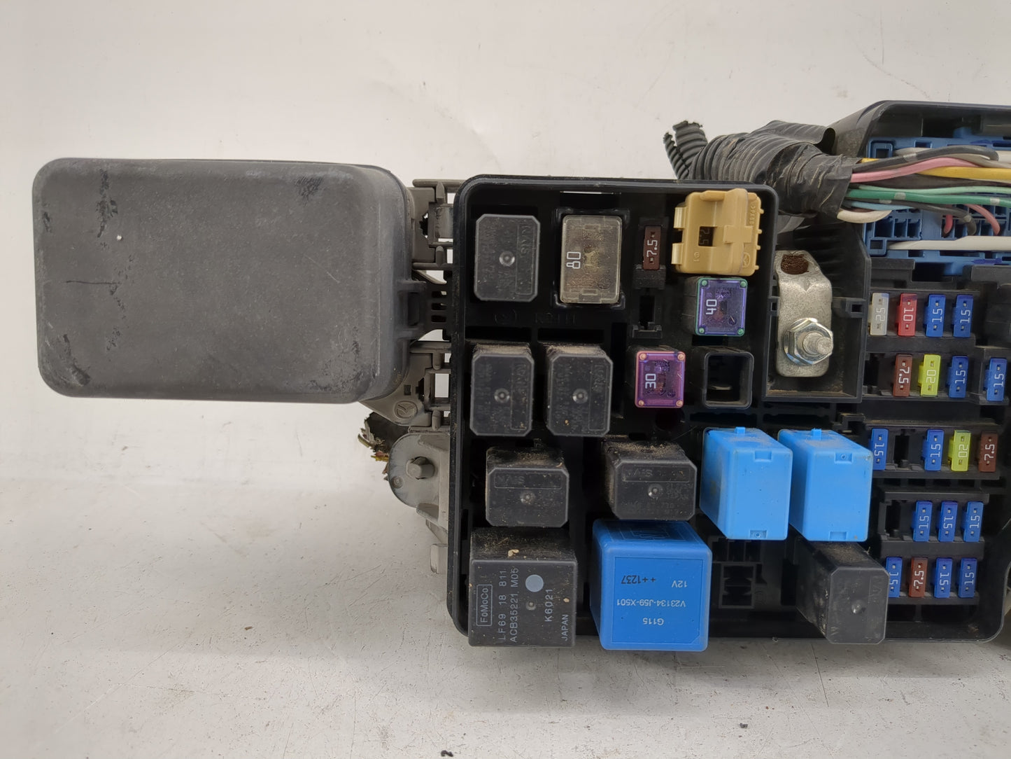 2013 Mazda 3 Fusebox Fuse Box Panel Relay Module Fits OEM Used Auto Parts - Oemusedautoparts1.com