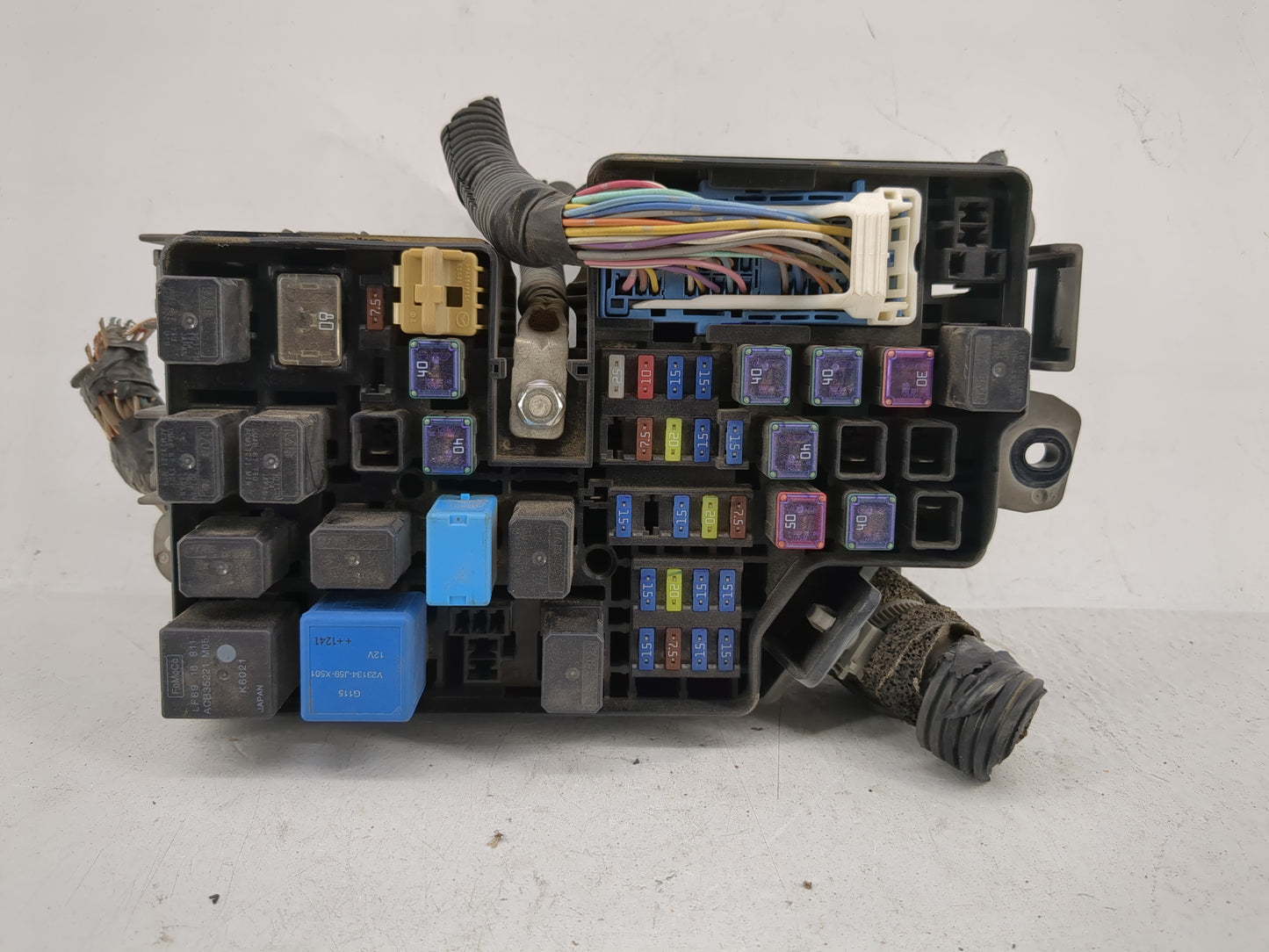 2013 Mazda 3 Fusebox Fuse Box Panel Relay Module Fits OEM Used Auto Parts - Oemusedautoparts1.com